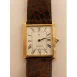 Tissot. Montre d'homme en or jaune. Mouvement mécanique à remontage manuel. [...]