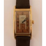 Home SA. Montre d'homme en métal doré. Vers 1930. Haut. 5 cm. Etat apparent de [...]