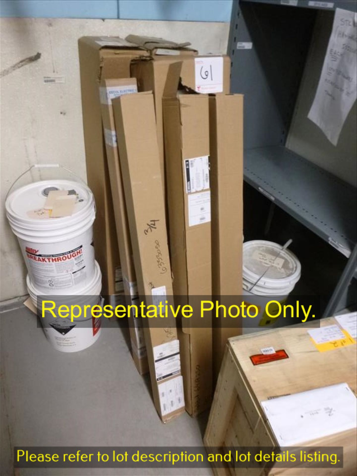 (60) white fluorescent tubes, 54W, p/n F54T5HO [Items shown in original packaging may be delivered