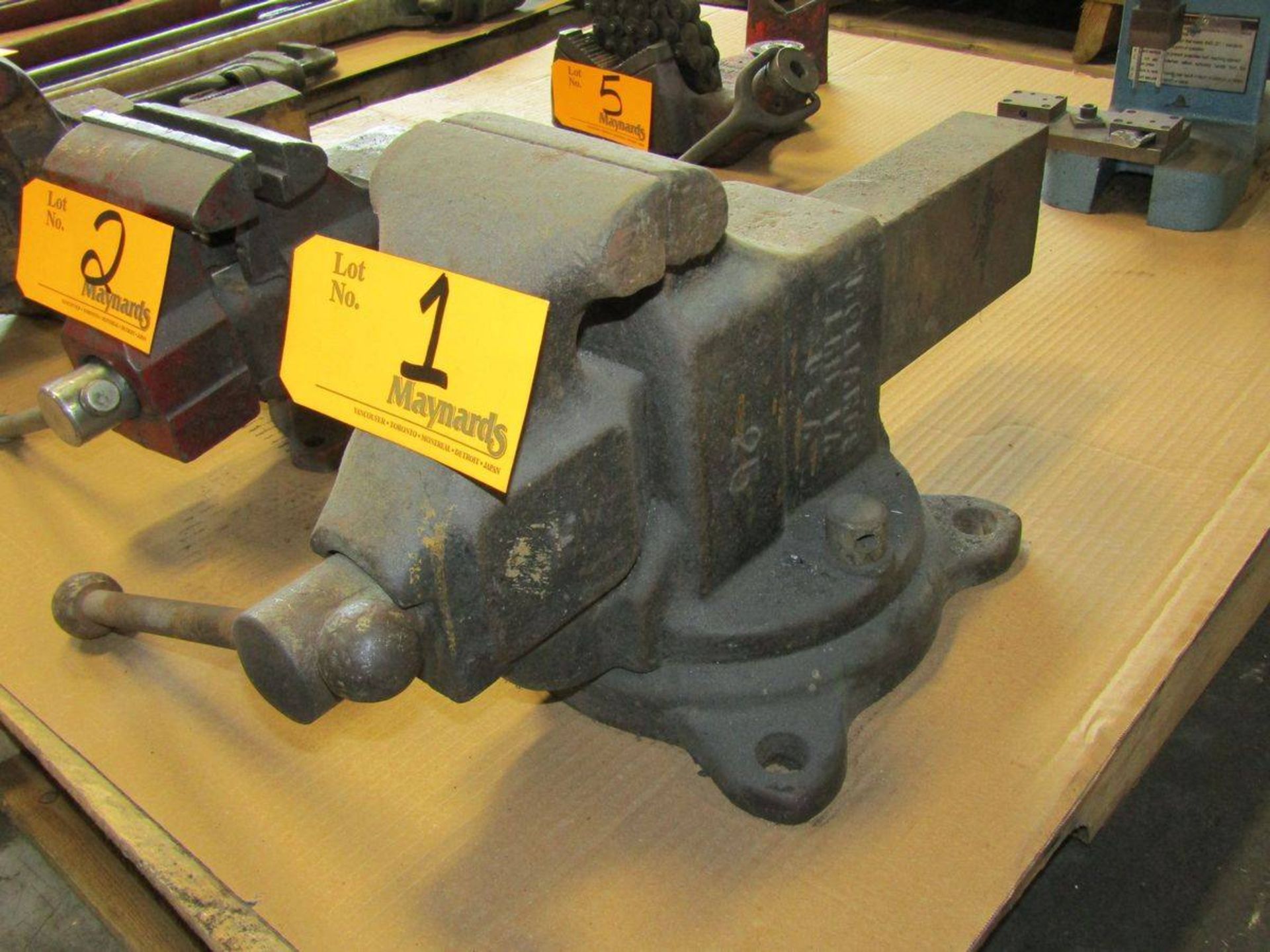 Yost 25 5" Bench Vise