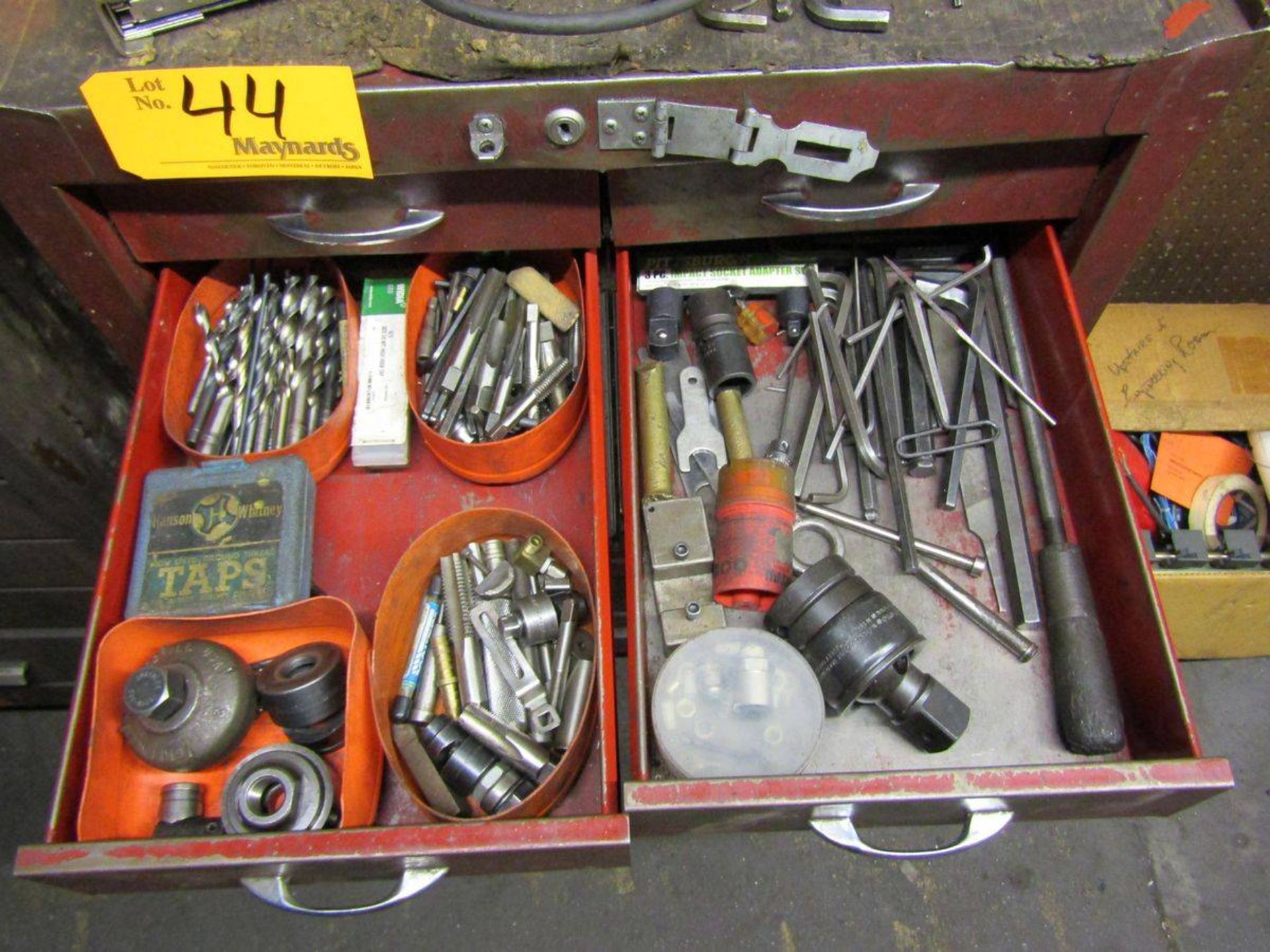 Dayton 9-Drawer Rolling Tool Box - Image 4 of 9