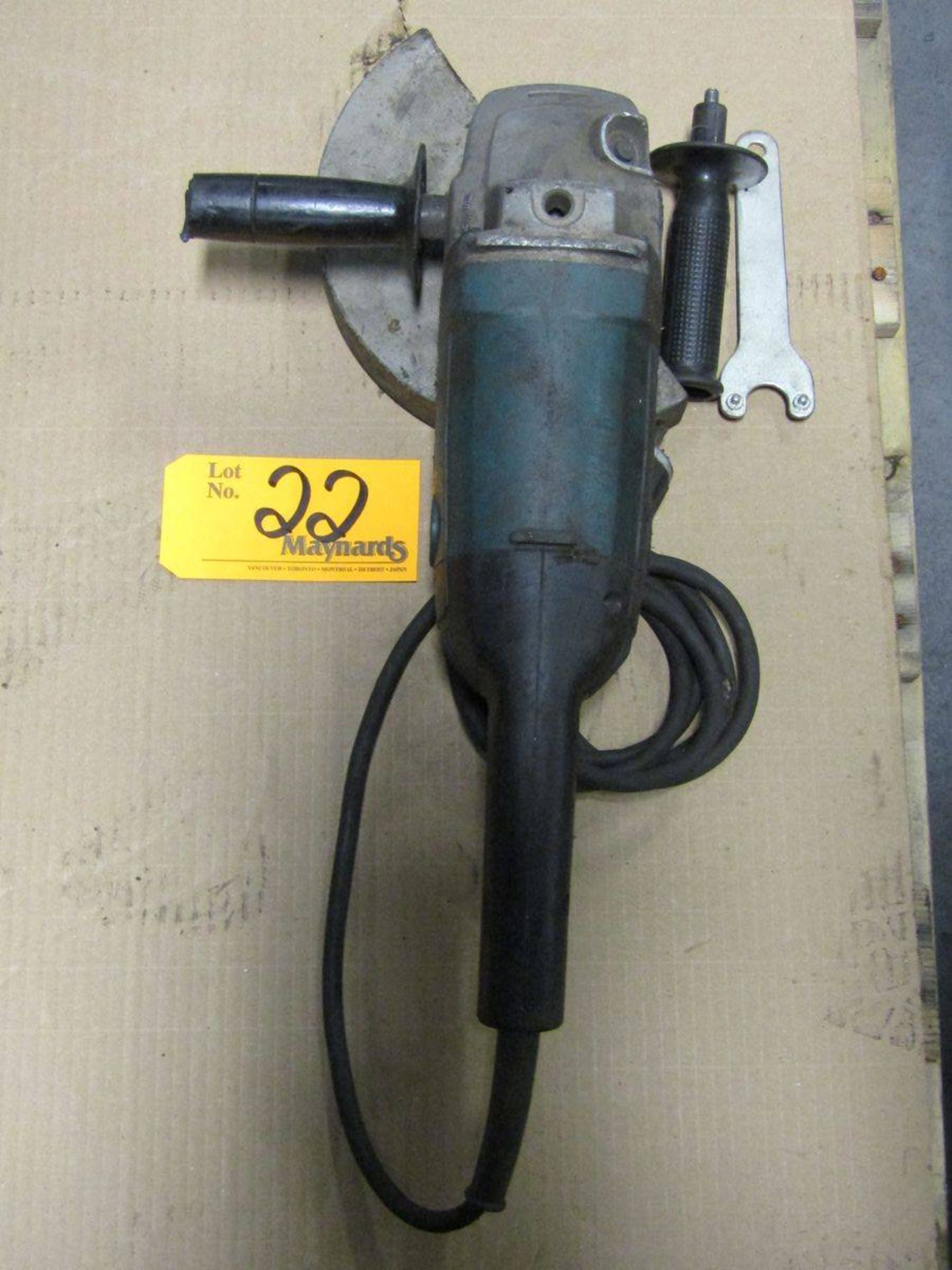 Makita 7" Angle Grinder