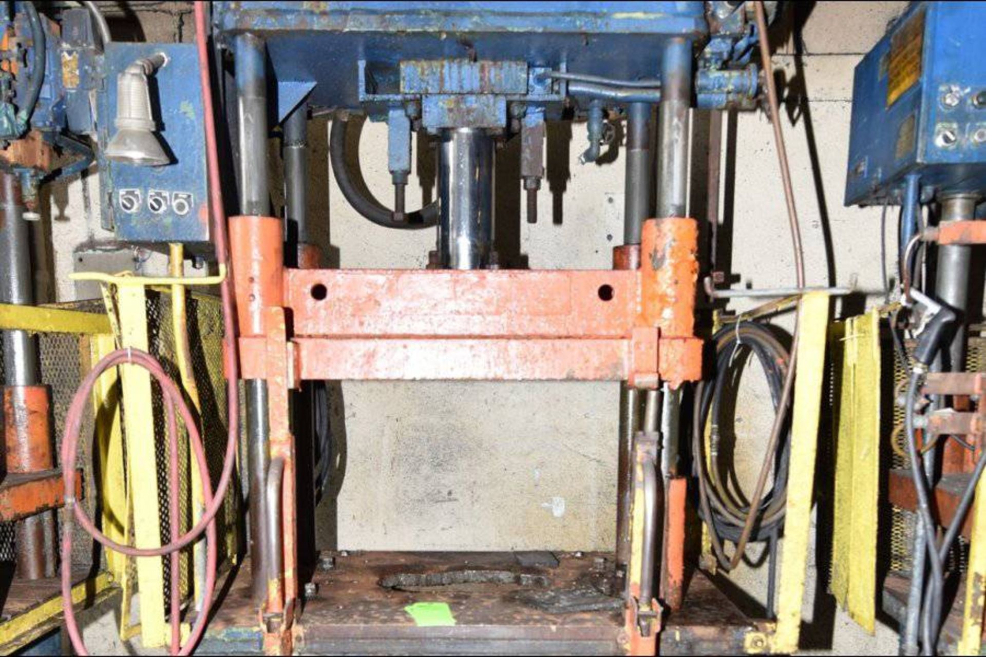 B&T Greenlee Rapid-Press 20 Vertical Hydraulic Die Casting Trim Press - Image 6 of 6