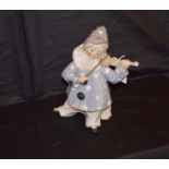 A Pottery Figurine 'Clown with Violin'