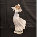 A Tall Lladro Figurine 'Lady with Hat'