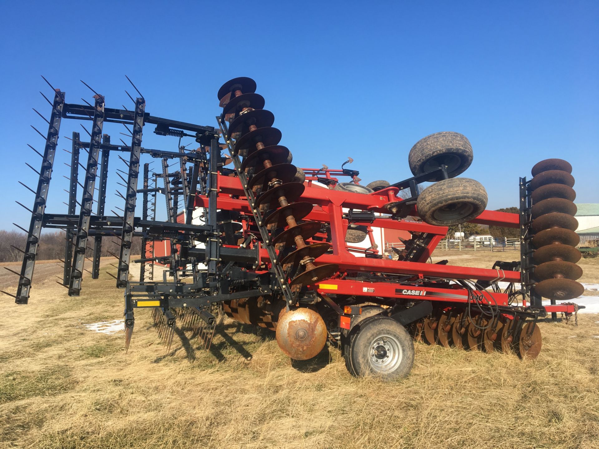 2011 Case IH 340, 26’ Tandem Axle Disk