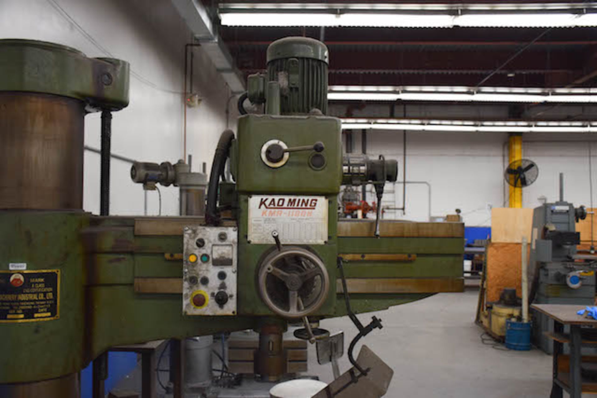 Kao Ming KMR-1100H Radial Arm Drill, Serial: 1554 - Image 3 of 5