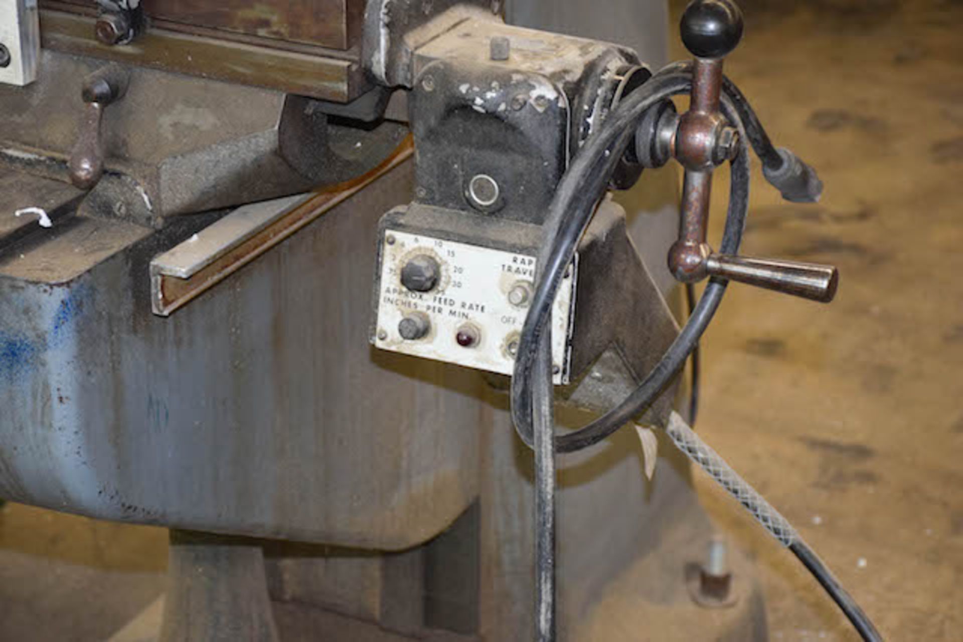 Bridgeport Vertical Knee Mill - Image 5 of 7