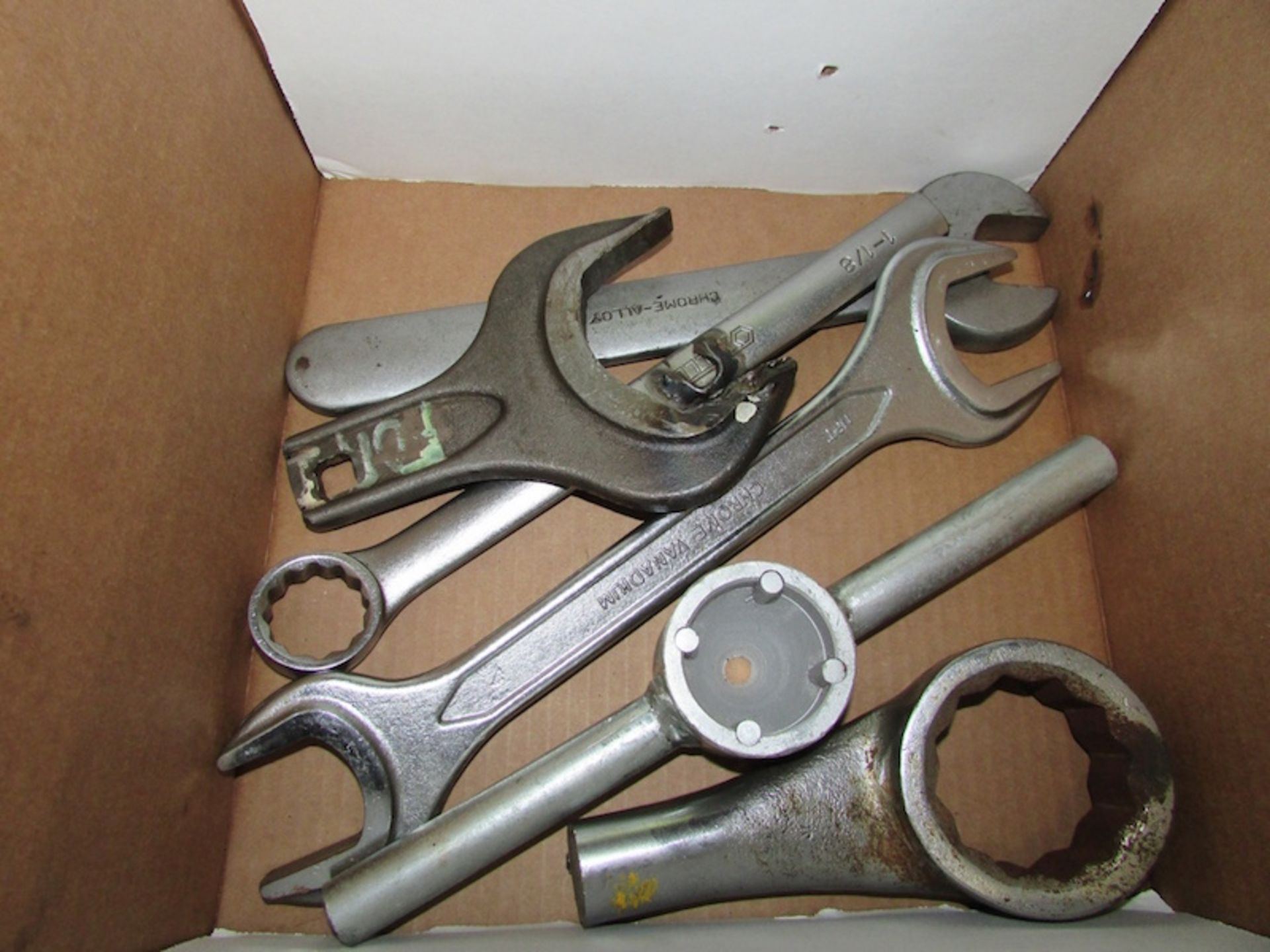 Assorted Large Inch and Metric Open End Wrenches - Image 3 of 3