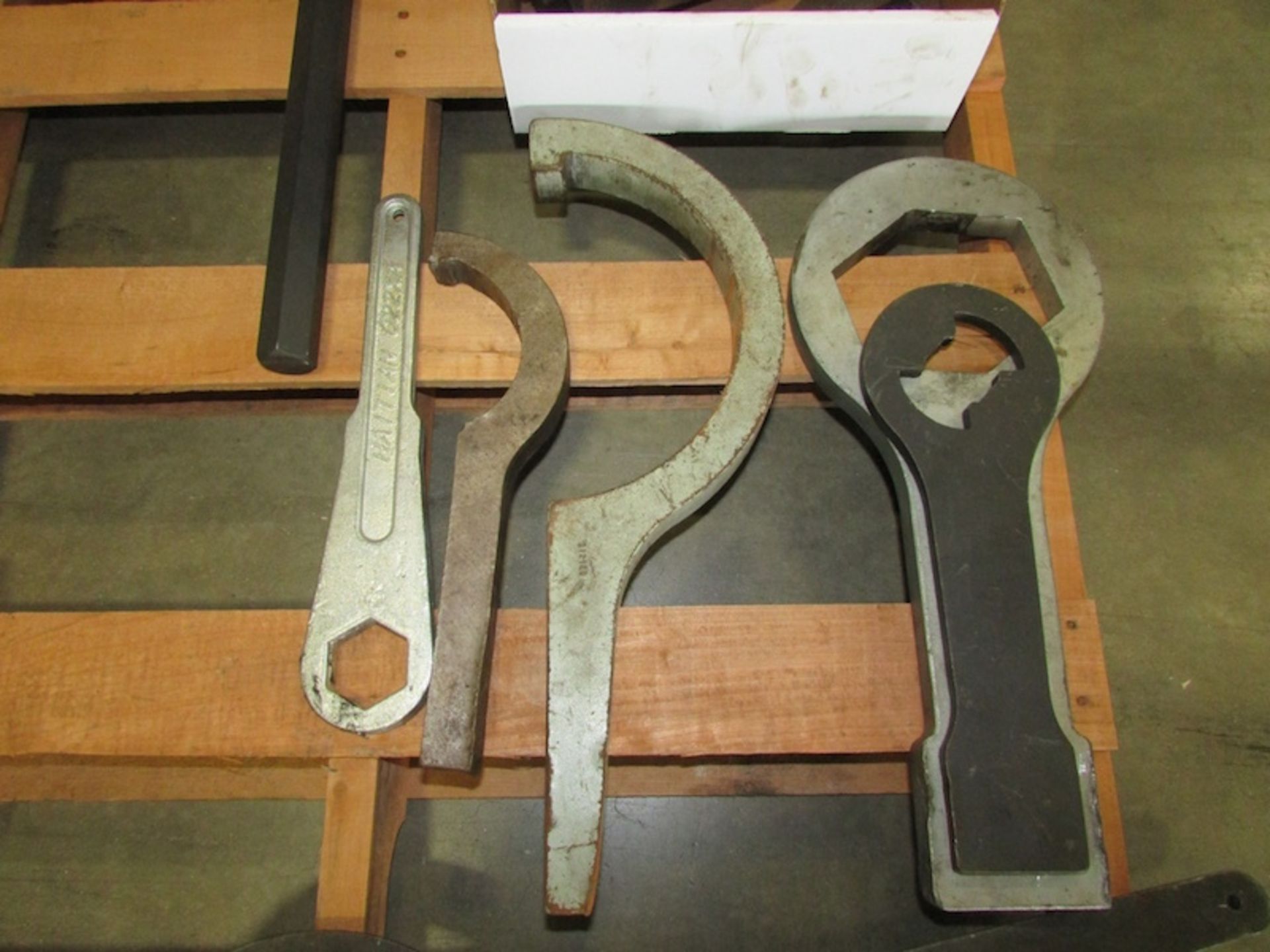 Assorted Large Spanner Wrenches - Image 3 of 4