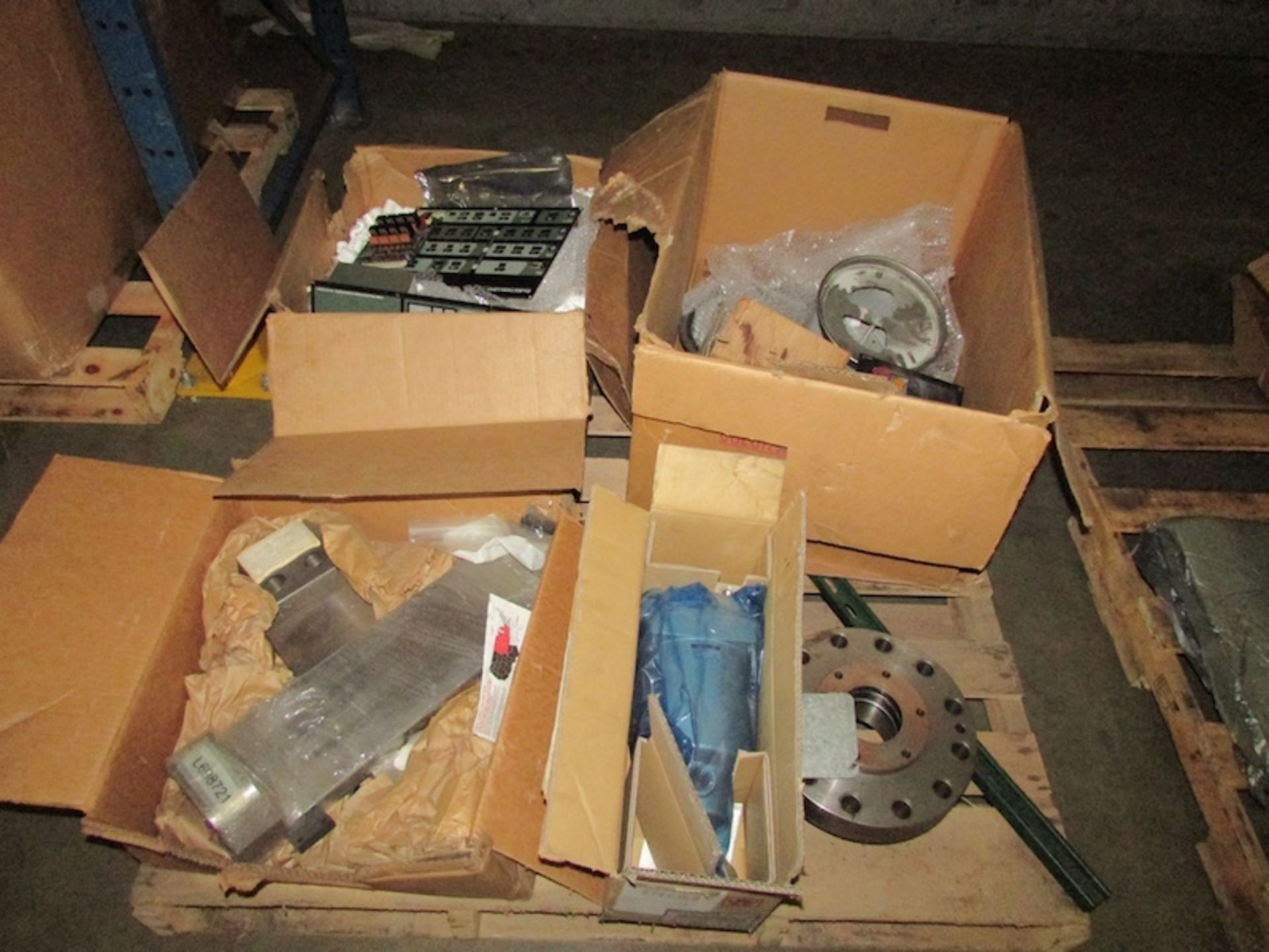 Pallet of Assorted Machine Parts