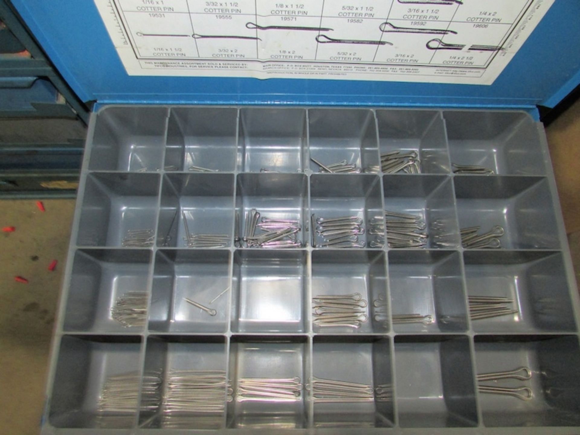 (4) 4-Drawer Small Parts Storage Cabinets with Assorted Hardware - Image 14 of 16