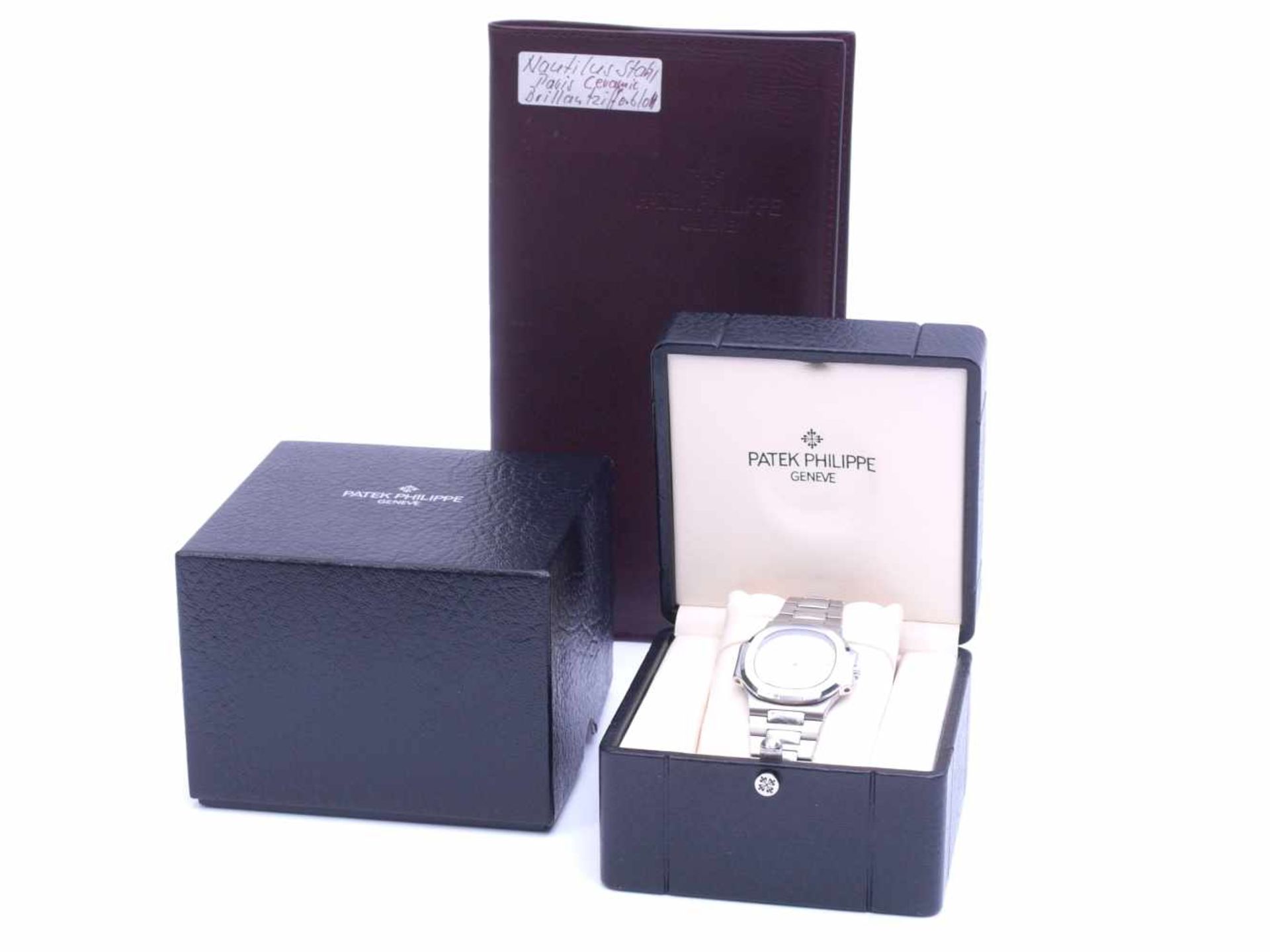 Patek Philippe Nautilus EdelstahlReference 3800/1A-013, Mouvment 3031297/4130054, Kaliber 330 SC