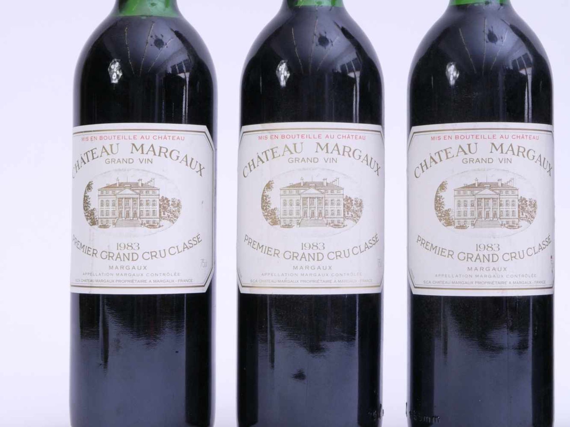 4 Flaschen Chateau Margaux Grand Vin 1er Grand Cru Classé 1983Nachlass aus einem gepflegten - Image 2 of 2