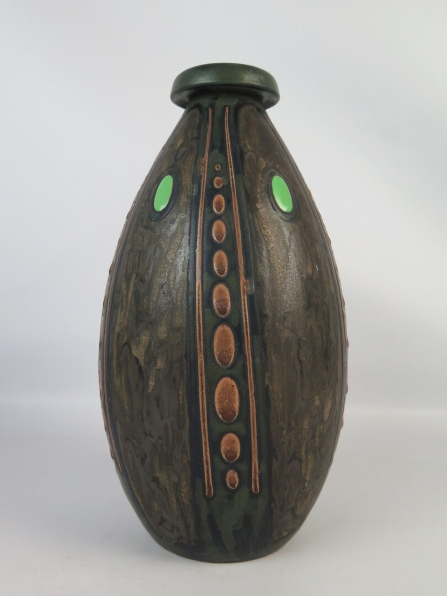 Charles CATTEAU (1880-1966). - Vase en grès polychrome émaillé de forme ovoïde, [...] - Bild 3 aus 6