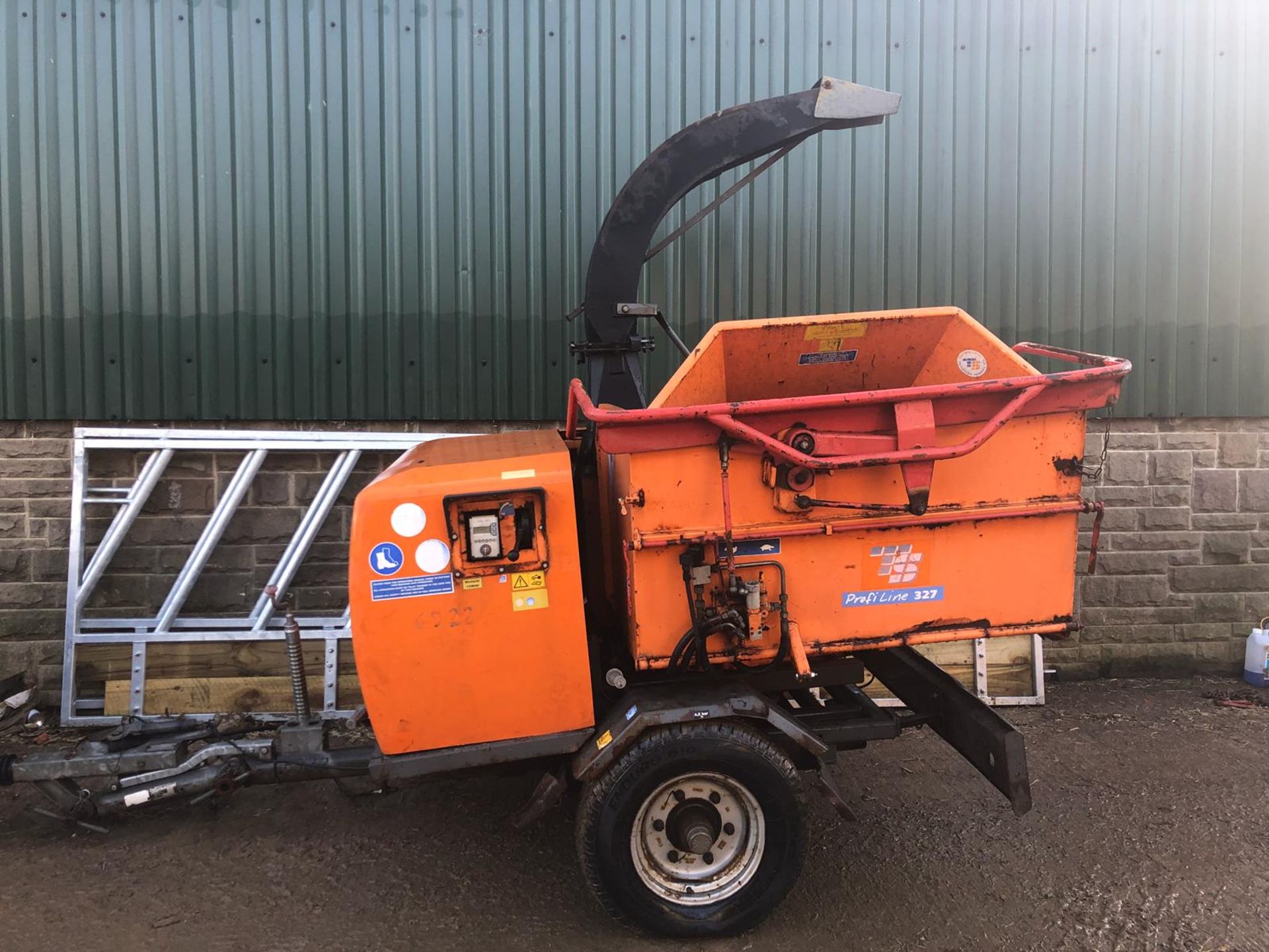 2003 KWIKCHIP 327 PROFI-LINE 8 INCH WOOD CHIPPER SINGLE TOWABLE *PLUS VAT* - Image 2 of 13