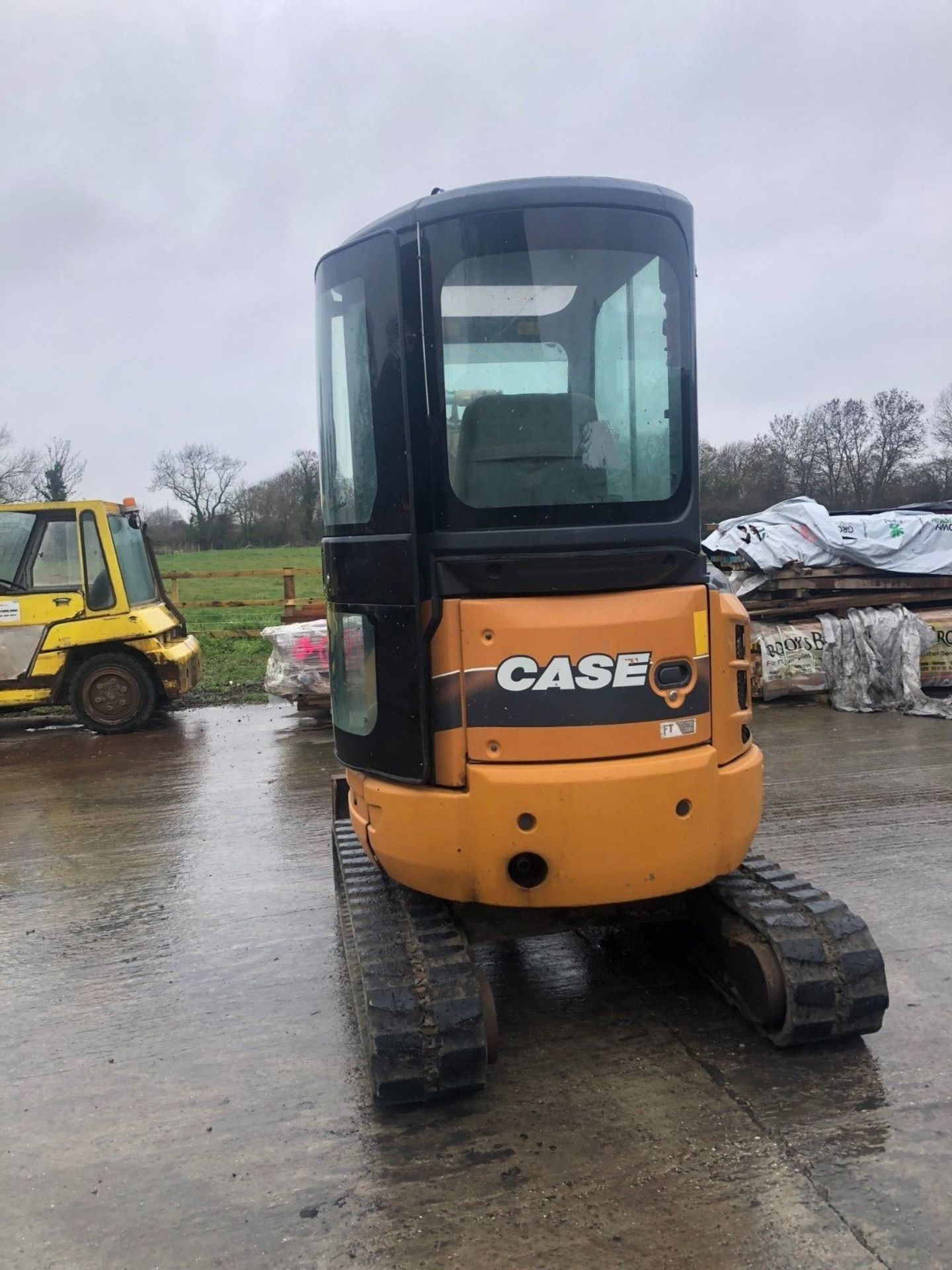 CASE CX22B EXCAVATOR DIGGER, FULL CAB, QUICK HITCH, YEAR 2005, 2 BUCKETS *PLUS VAT* - Image 3 of 8