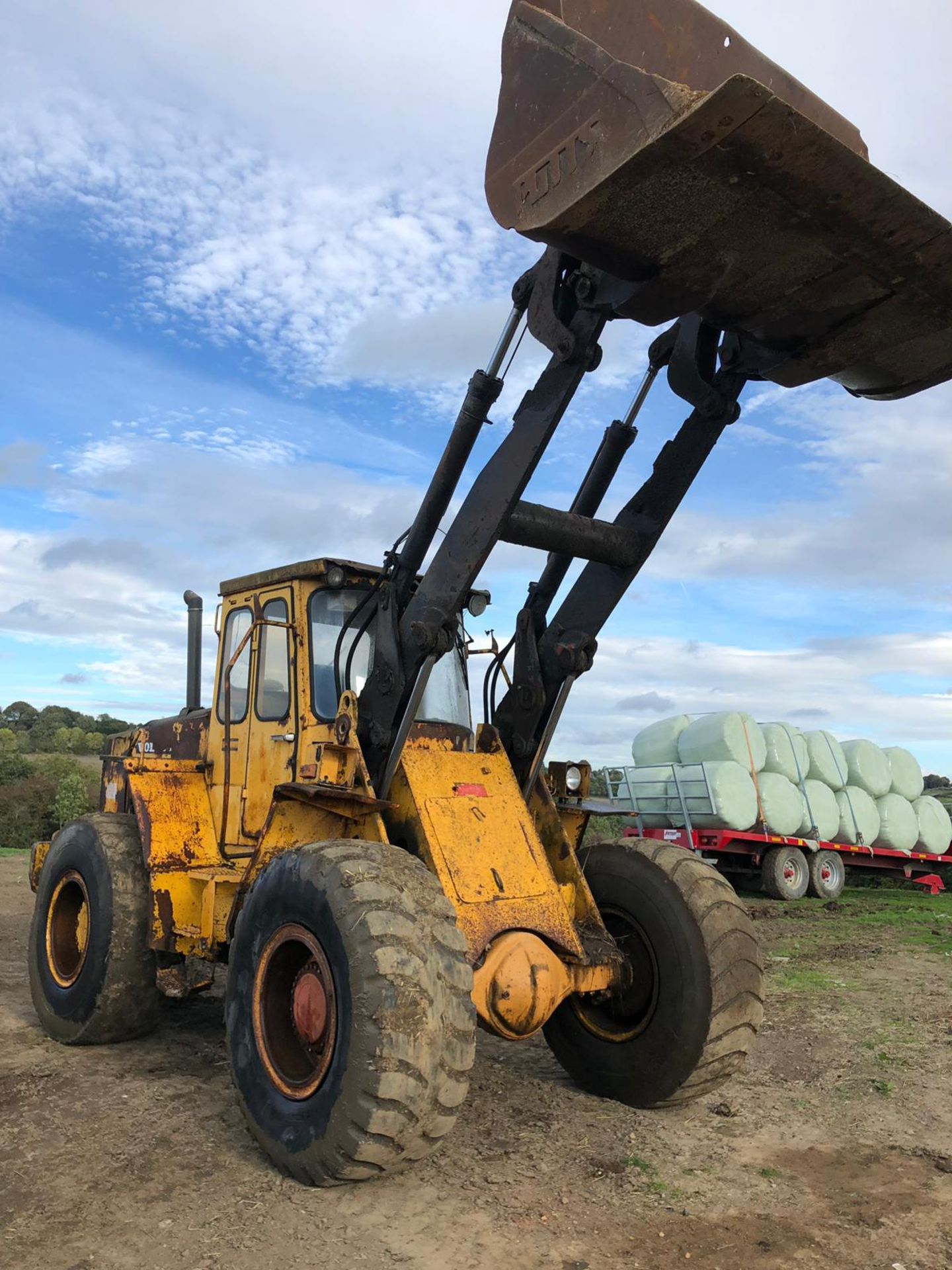 VOLVO BM4400 LOADING SHOVEL WHEEL LOADER *PLUS VAT* - Image 8 of 16