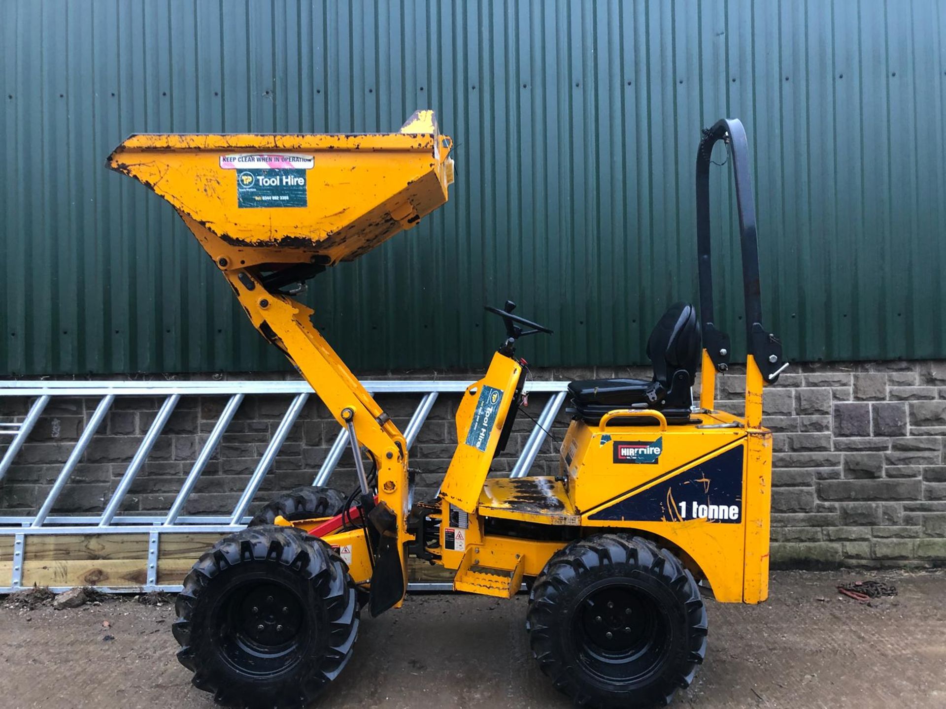 2012 THWAITES 1 TONNE HI-TIP DUMPER, SHOWING - 1195 HOURS *PLUS VAT* - Image 7 of 23