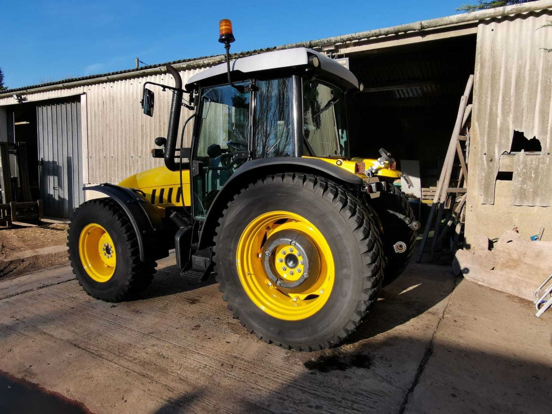 LAMBORGHINI R3 EVO 85 4 WHEEL DRIVE TRACTOR ONLY 980 HOURS, 85 HP *PLUS VAT* - Image 2 of 8