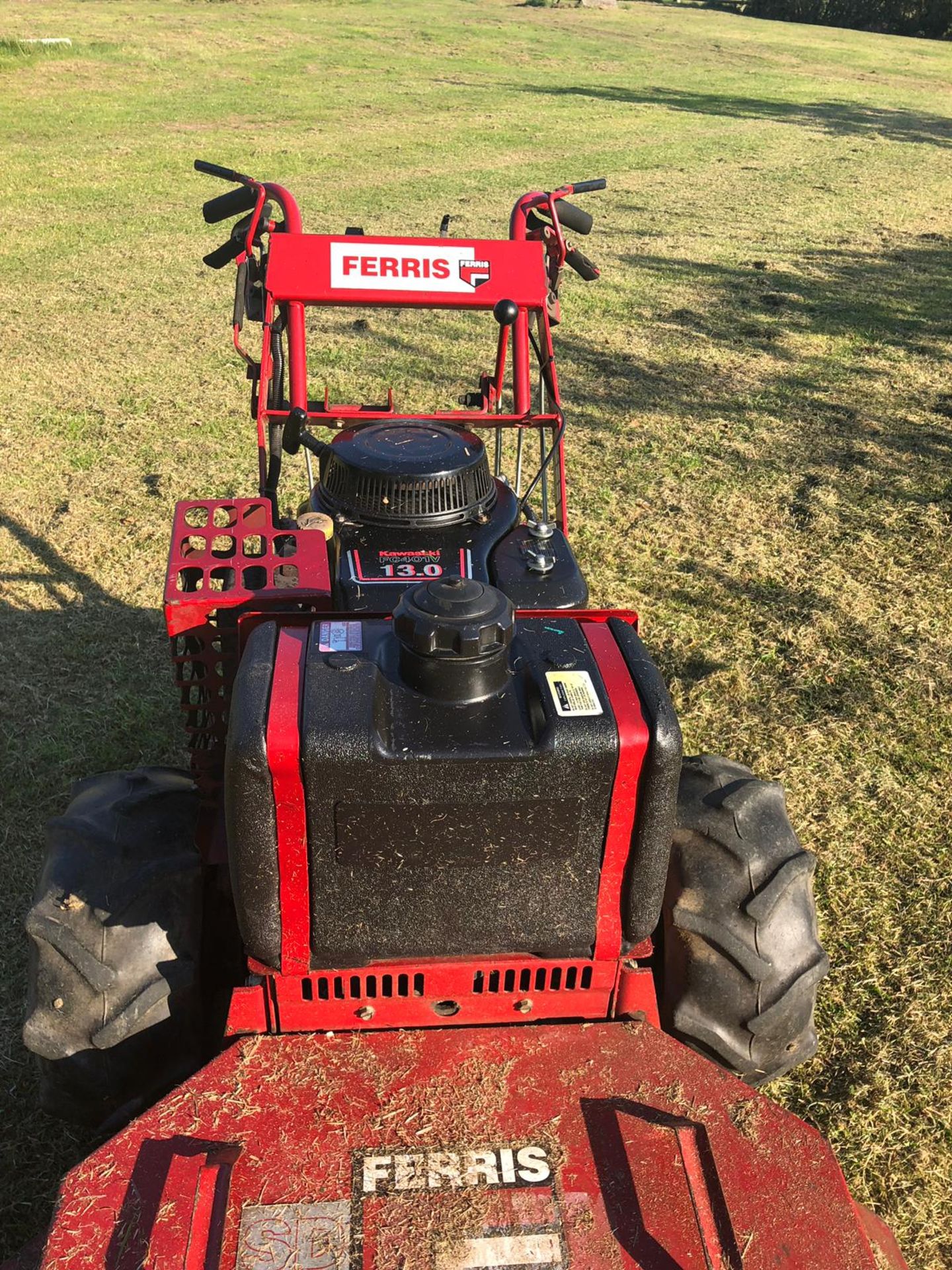 2005 FERRIS HW36 PROFESSIONAL KAWASAKI ENGINE 36" CUT WALK BEHIND HEAVY DUTY COMMERCIAL MOWER - Image 3 of 19