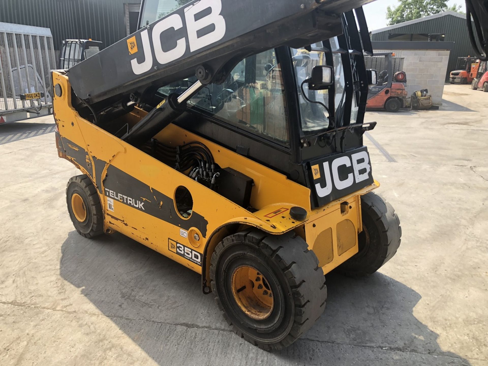 JCB TELETRUK WASTEMASTER 35D, DIESEL, 3.5 TONNE, 2 WHEEL DRIVE, YEAR 2014 *PLUS VAT* - Image 3 of 6