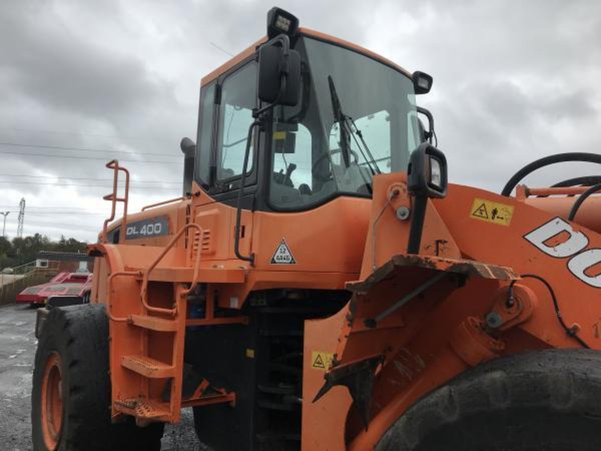 2010 DOOSAN DL400 LOADING SHOVEL 4 IN 1 BUCKET GOOD WORKING ORDER STRAIGHT FROM 1 COMPANY *PLUS VAT* - Image 3 of 17