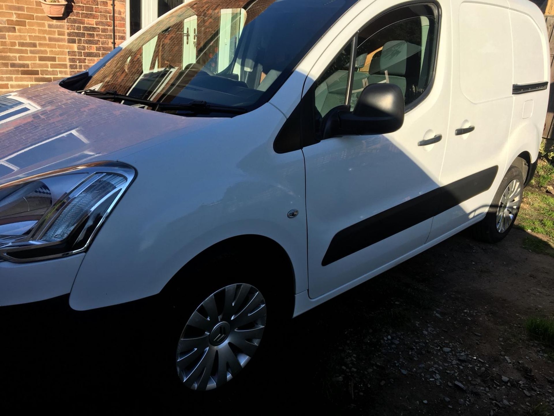 2013/13 REG CITROEN BERLINGO 625 LX HDI WHITE DIESEL PANEL VAN, SHOWING 0 FORMER KEEPERS *NO VAT* - Image 3 of 11