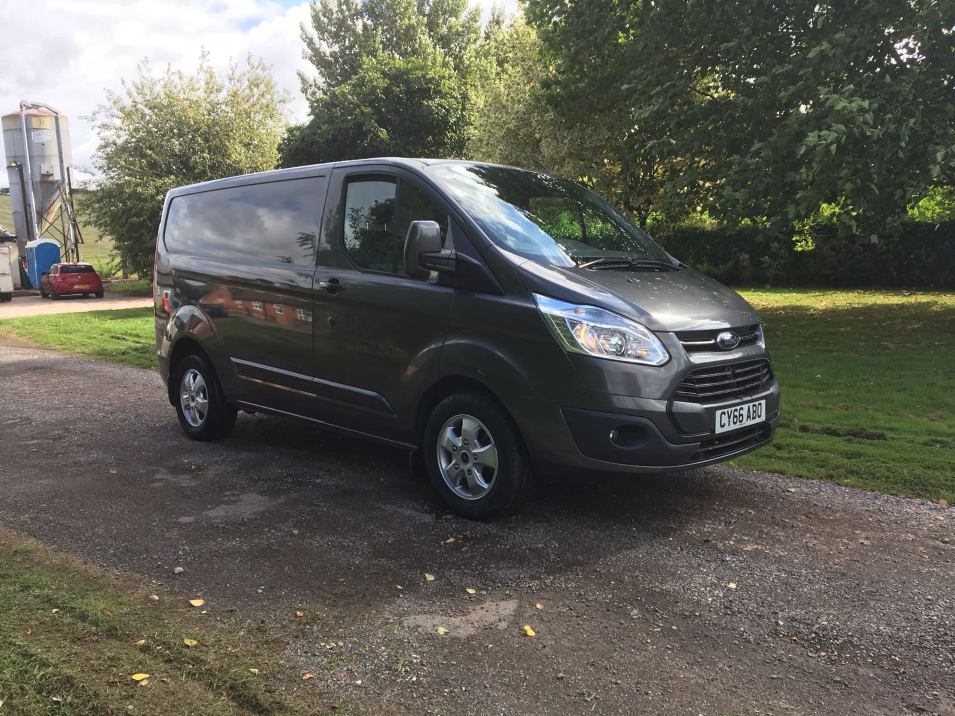 2016/66 REG FORD TRANSIT CUSTOM 270 LTD EDITION DIESEL PANEL VAN, SHOWING 0 FORMER KEEPERS *NO VAT*