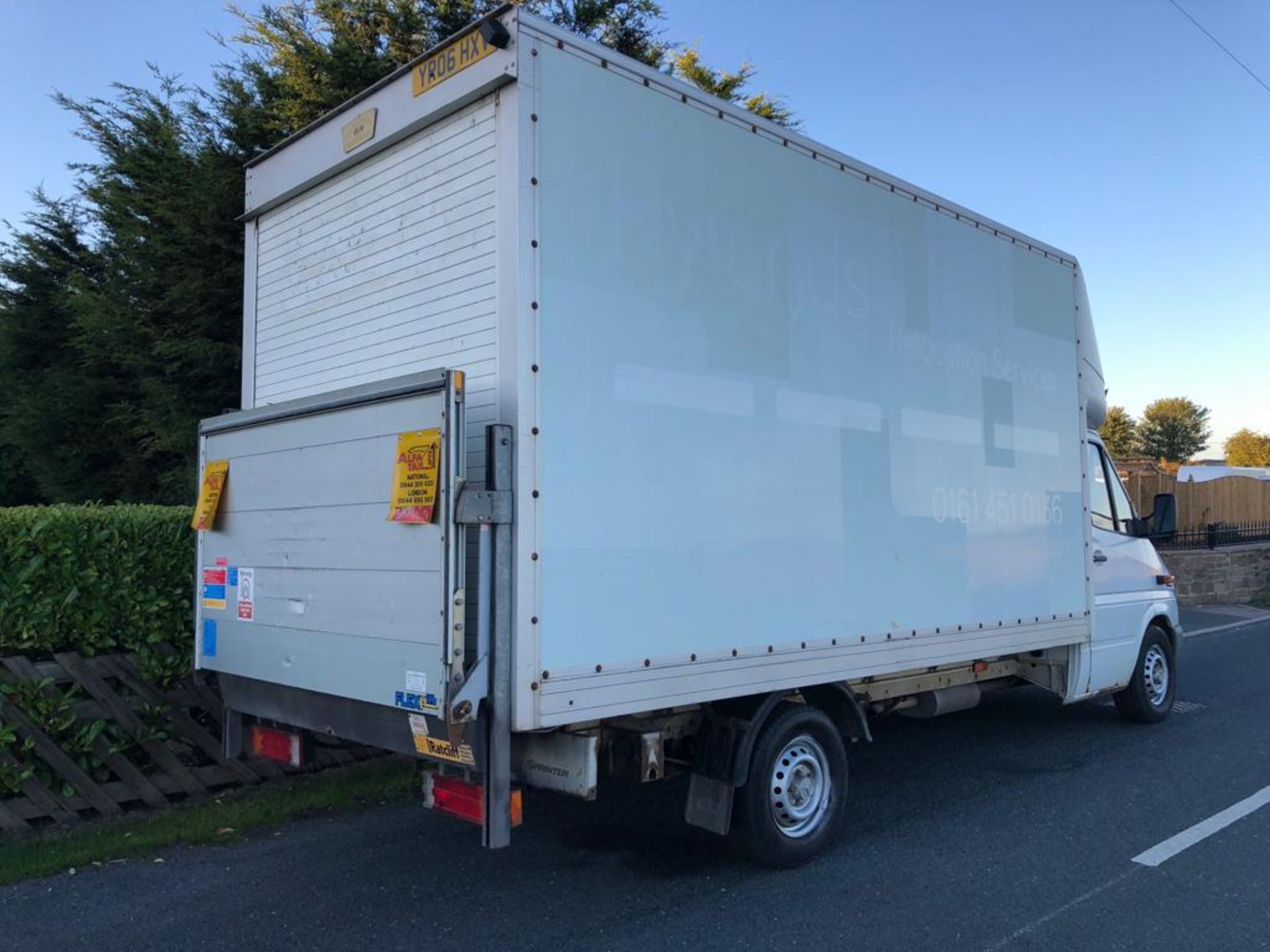 2006/06 REG MERCEDES SPRINTER CDI LWB WHITE DIESEL LUTON VAN WITH TAIL LIFT *NO VAT* - Image 3 of 6