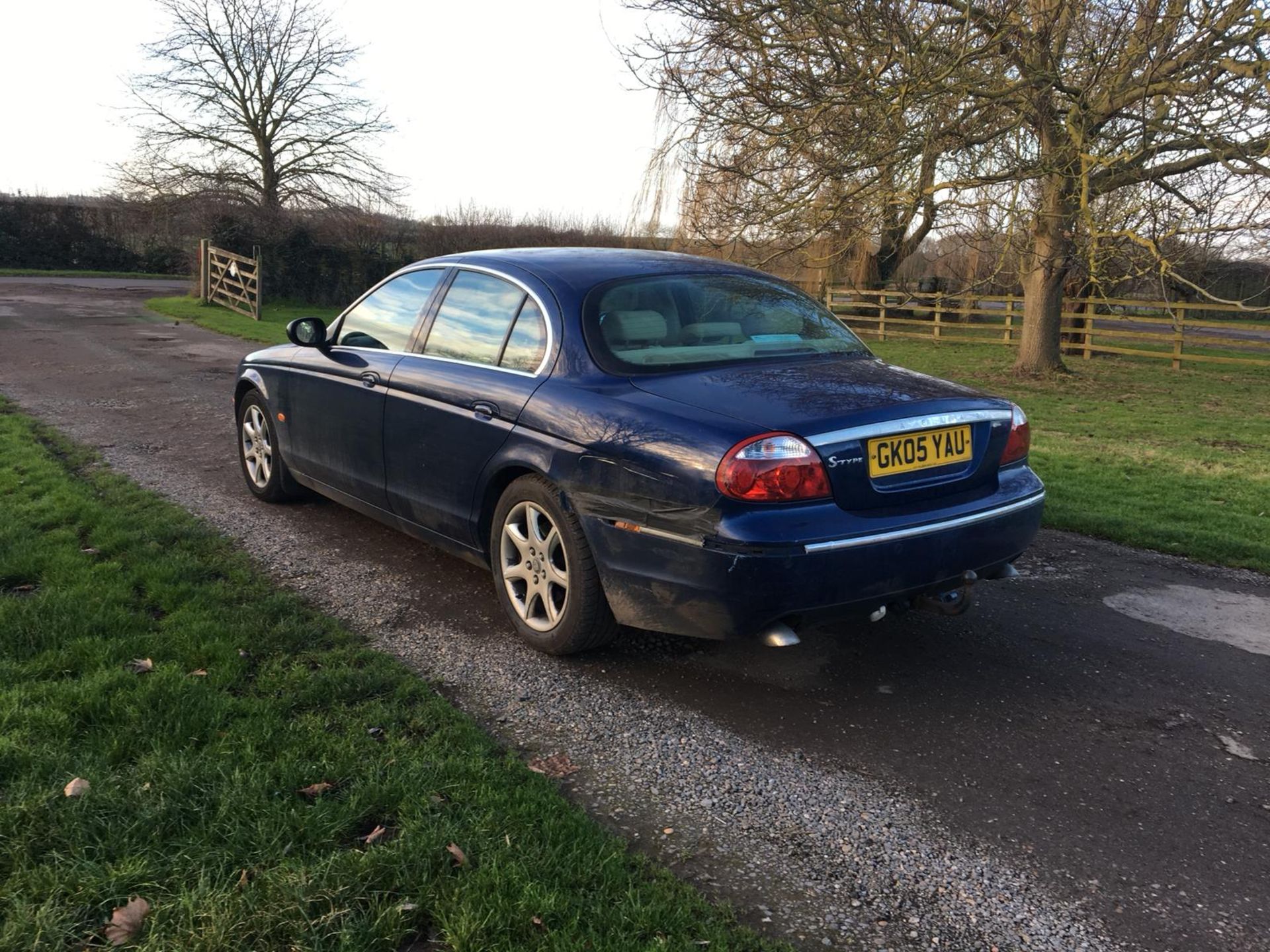 2005/05 REG JAGUAR S-TYPE SE DIESEL AUTO BLUE 4 DOOR SALOON, SHOWING 2 FORMER KEEPERS *NO VAT* - Image 4 of 11