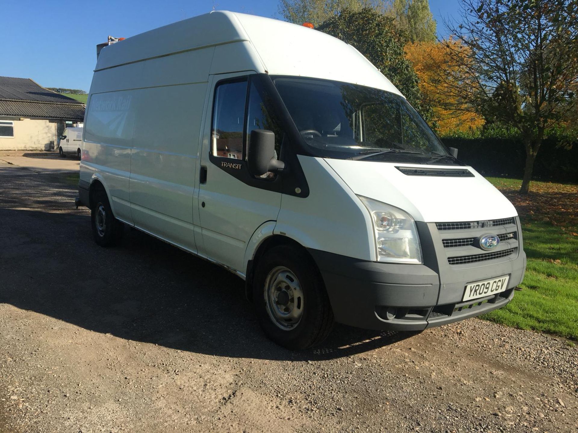 2009/09 REG FORD TRANSIT 100 T350L RWD WHITE DIESEL PANEL VAN, SHOWING 1 FORMER KEEPER *NO VAT*