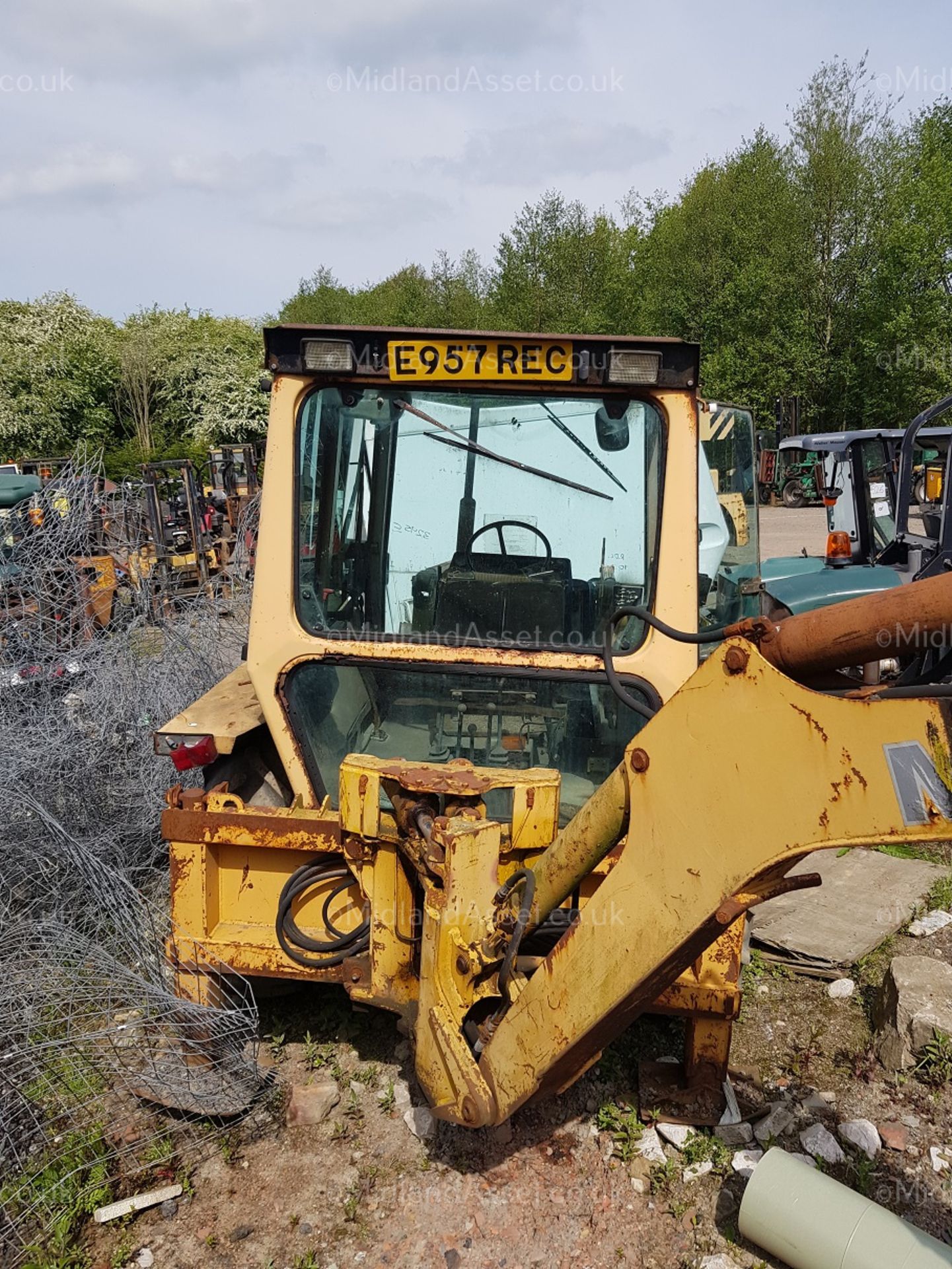 1987 MASSEY FERGUSON 30H BACK HOE LOADER, BEEN STANDING APPROX 2YR *PLUS VAT* - Image 3 of 7