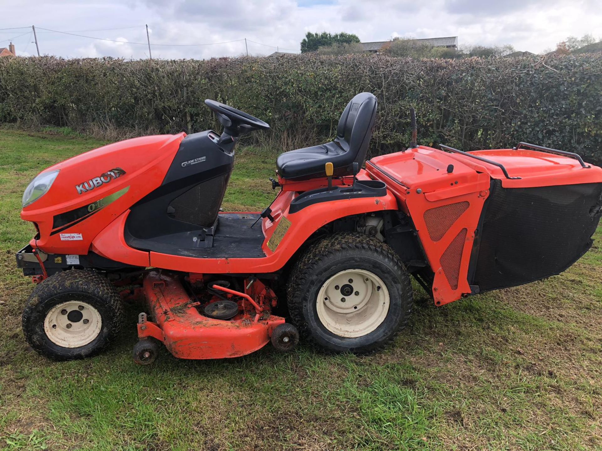 KUBOTA GR2100 DIESEL RIDE ON LAWN MOWER *PLUS VAT* - Image 5 of 18