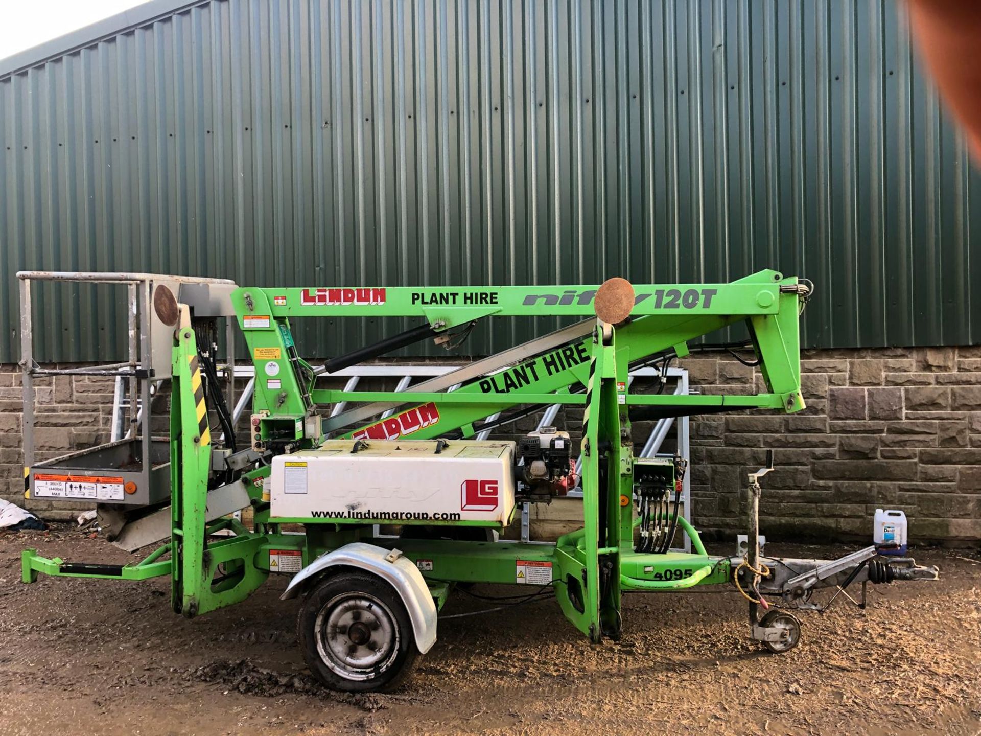 2010 NIFTY LIFT 120T 12.2M SINGLE AXLE TOWABLE TRAILER MOUNT, BI-ENERGY - BATTERY & PETROL*PLUS VAT* - Image 2 of 23