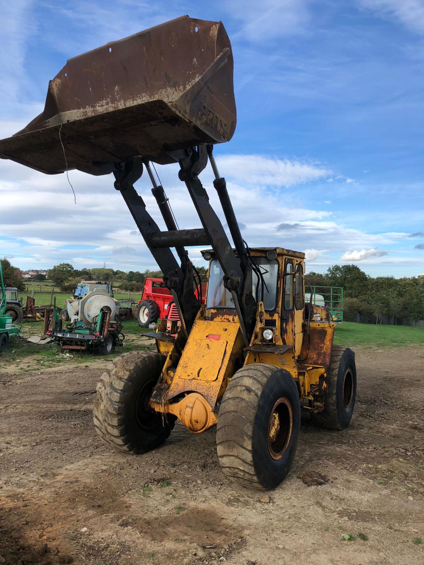 VOLVO BM4400 LOADING SHOVEL WHEEL LOADER *PLUS VAT* - Image 5 of 16