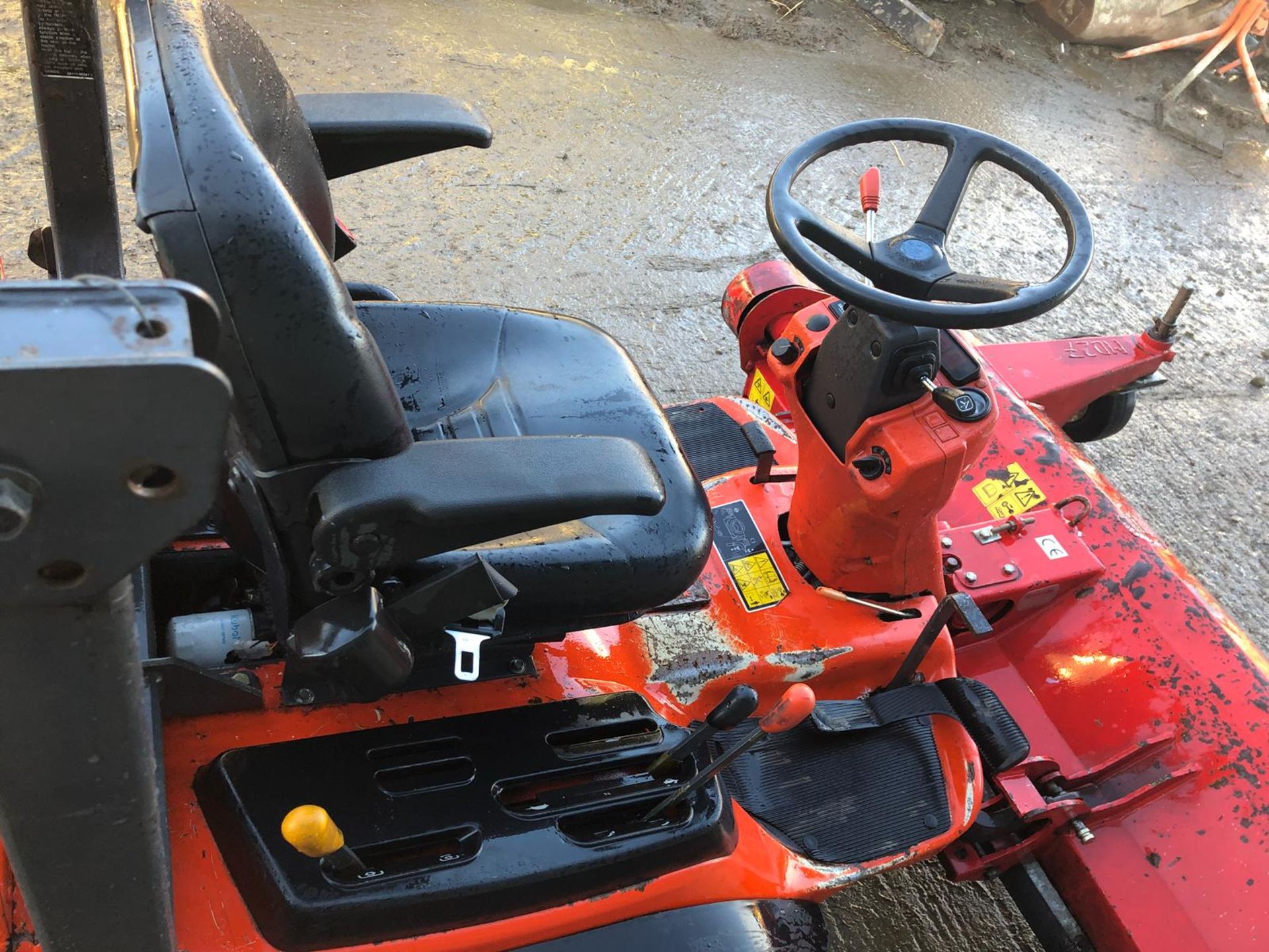 2008/08 REG KUBOTA F3680 EC ORANGE RIDE ON DIESEL LAWN MOWER *PLUS VAT* - Image 11 of 18