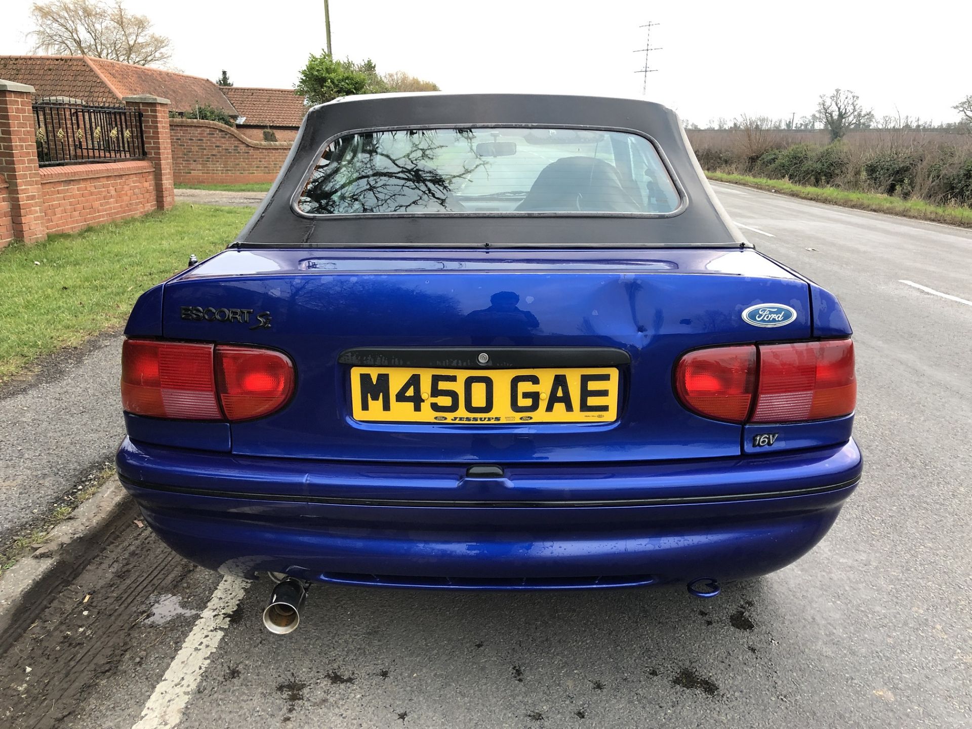 1995/M REG FORD ESCORT SI CABRIOLET BLUE PETROL CONVERTIBLE, SHOWING 1 FORMER KEEPER *NO VAT* - Image 5 of 14