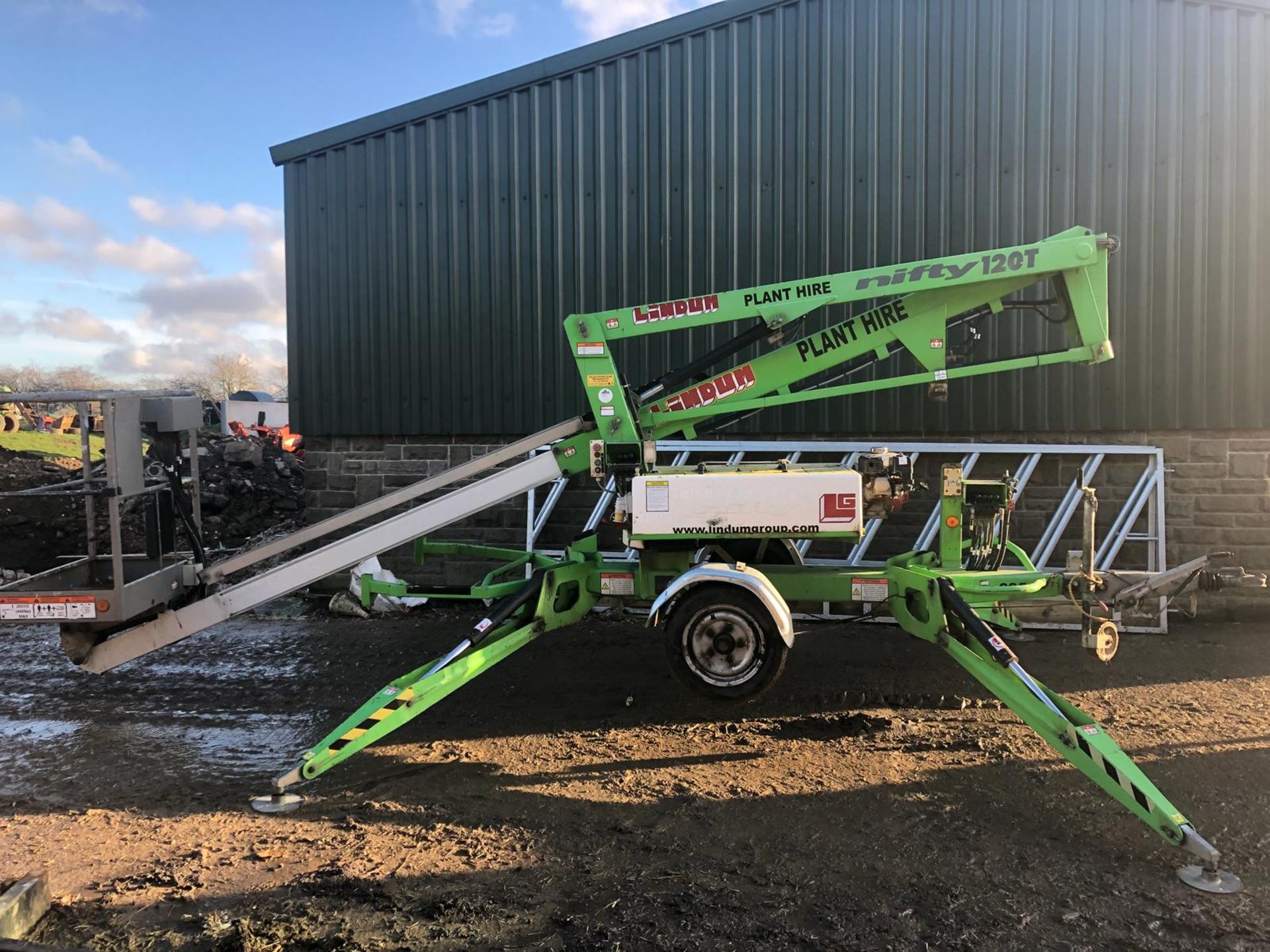 2010 NIFTY LIFT 120T 12.2M SINGLE AXLE TOWABLE TRAILER MOUNT, BI-ENERGY - BATTERY & PETROL*PLUS VAT*