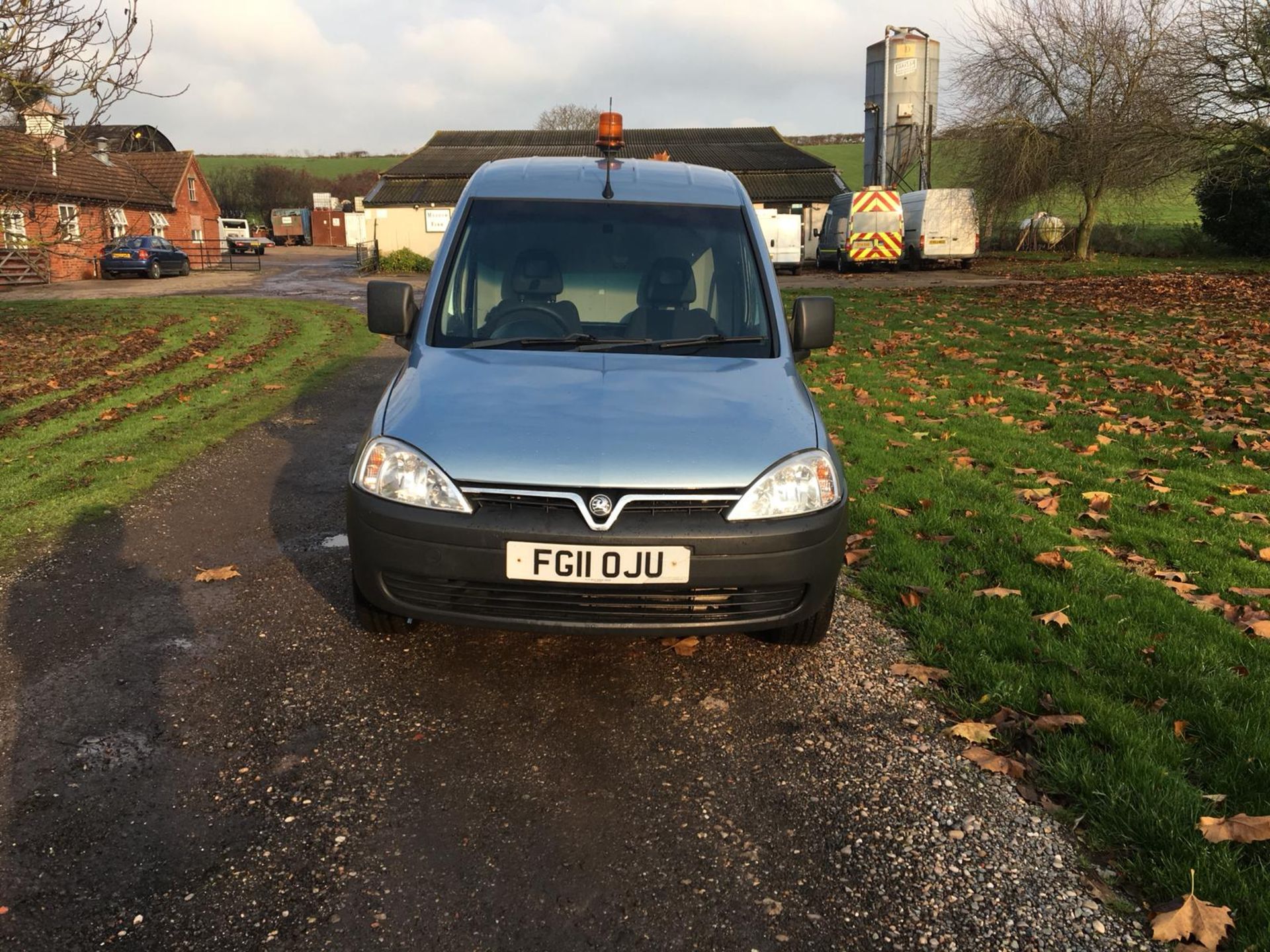 2011/11 REG VAUXHALL COMBO 2000 CDTI 16V BLUE DIESEL CAR DERIVED VAN, SHOWING 0 FORMER KEEPERS - Bild 2 aus 9