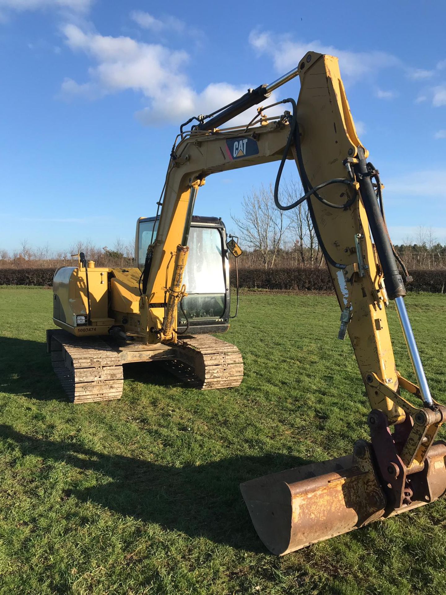 2008 CATERPILLAR 9.2 TON EXCAVATOR 307C, QUICK HITCH, C/W 2 BUCKETS, READY FOR WORK *PLUS VAT* - Image 2 of 15