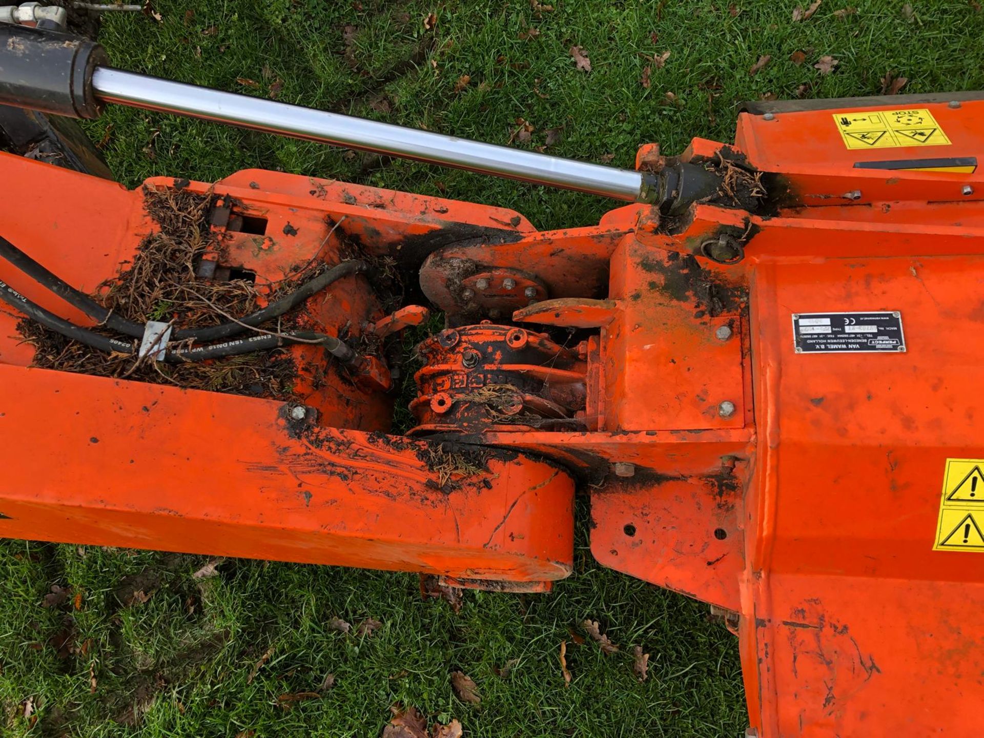 DS - 2012 PERFECT FRONT FLAIL FOR A TRACTOR ORANGE *PLUS VAT*   COLLECTION FROM PILSLEY, S45 NEAR - Bild 9 aus 12