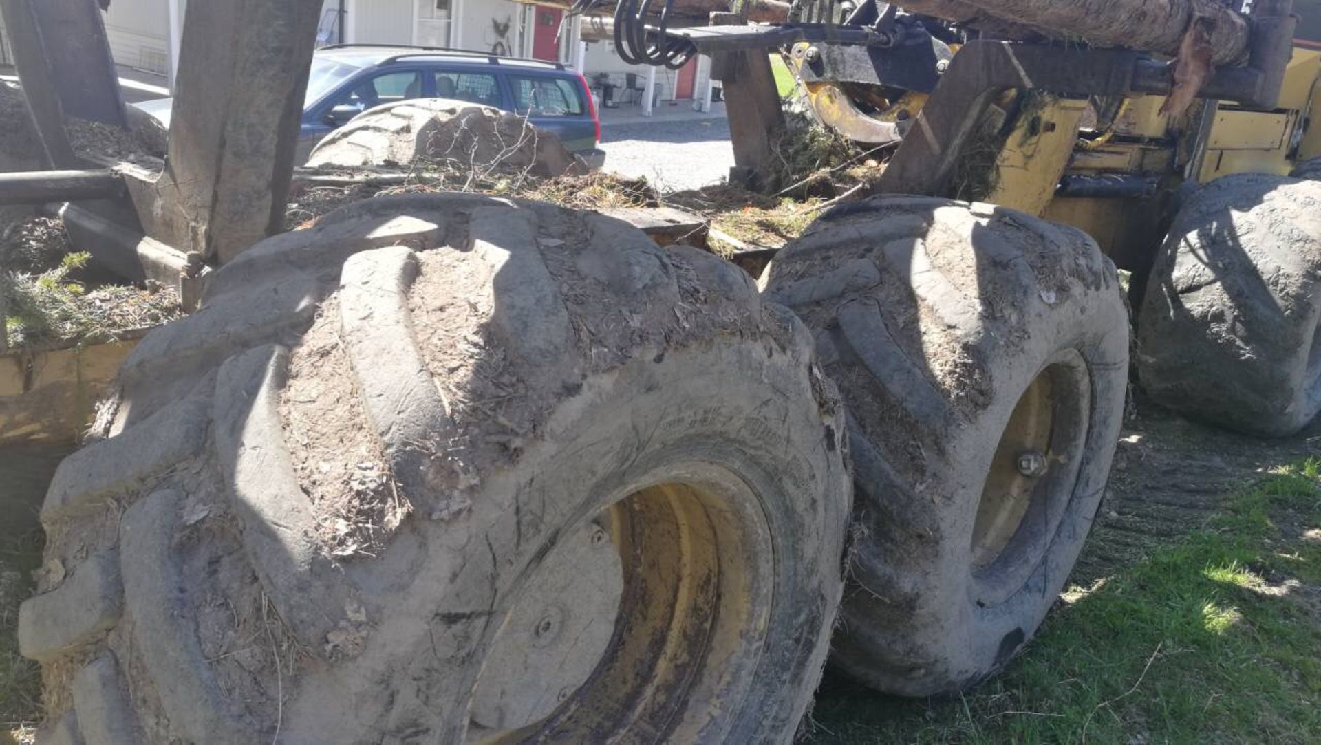 CAT 574 FORWARDER, YEAR 2000, GOOD CONDITION READY TO WORK *NO VAT* - Image 9 of 9