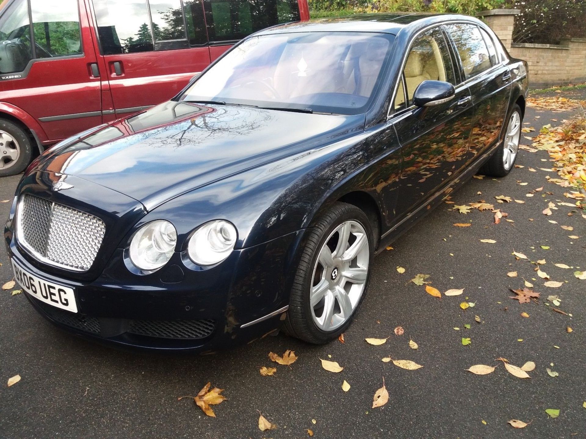 BENTLEY CONTINTENTAL FLYING SPUR - Image 2 of 9