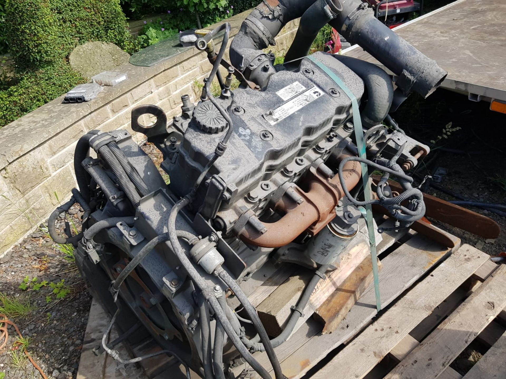 2X CUMMINS DIESEL ENGINES 2008 / 2012 MODEL 4B *PLUS VAT* - Image 3 of 6