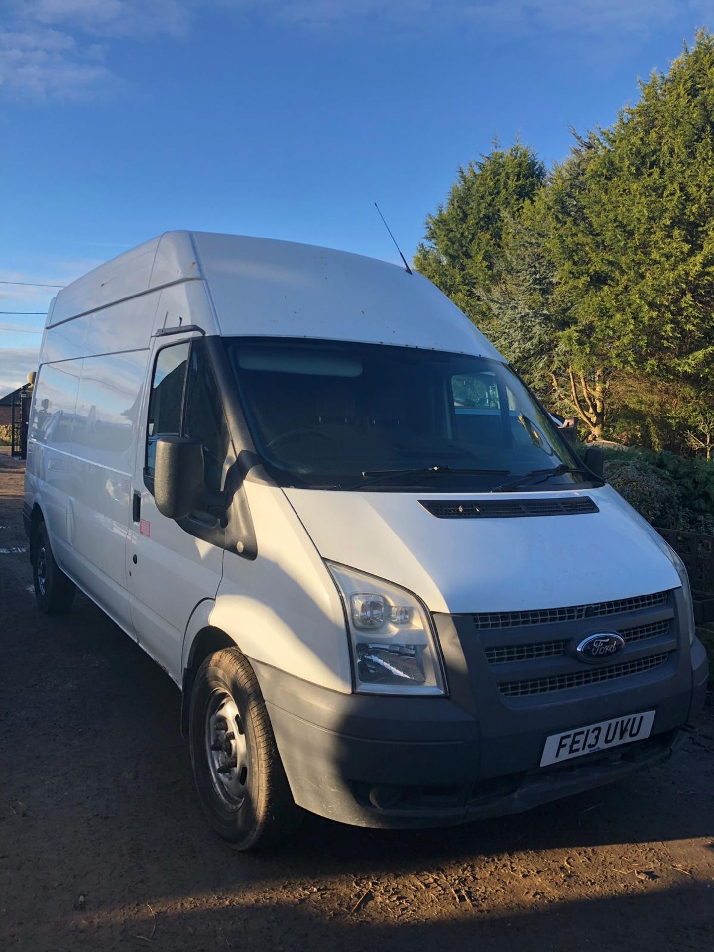 2013/13 REG FORD TRANSIT 125 T350 RWD WHITE DIESEL PANEL VAN, SHOWING 0 FORMER KEEPERS *PLUS VAT*