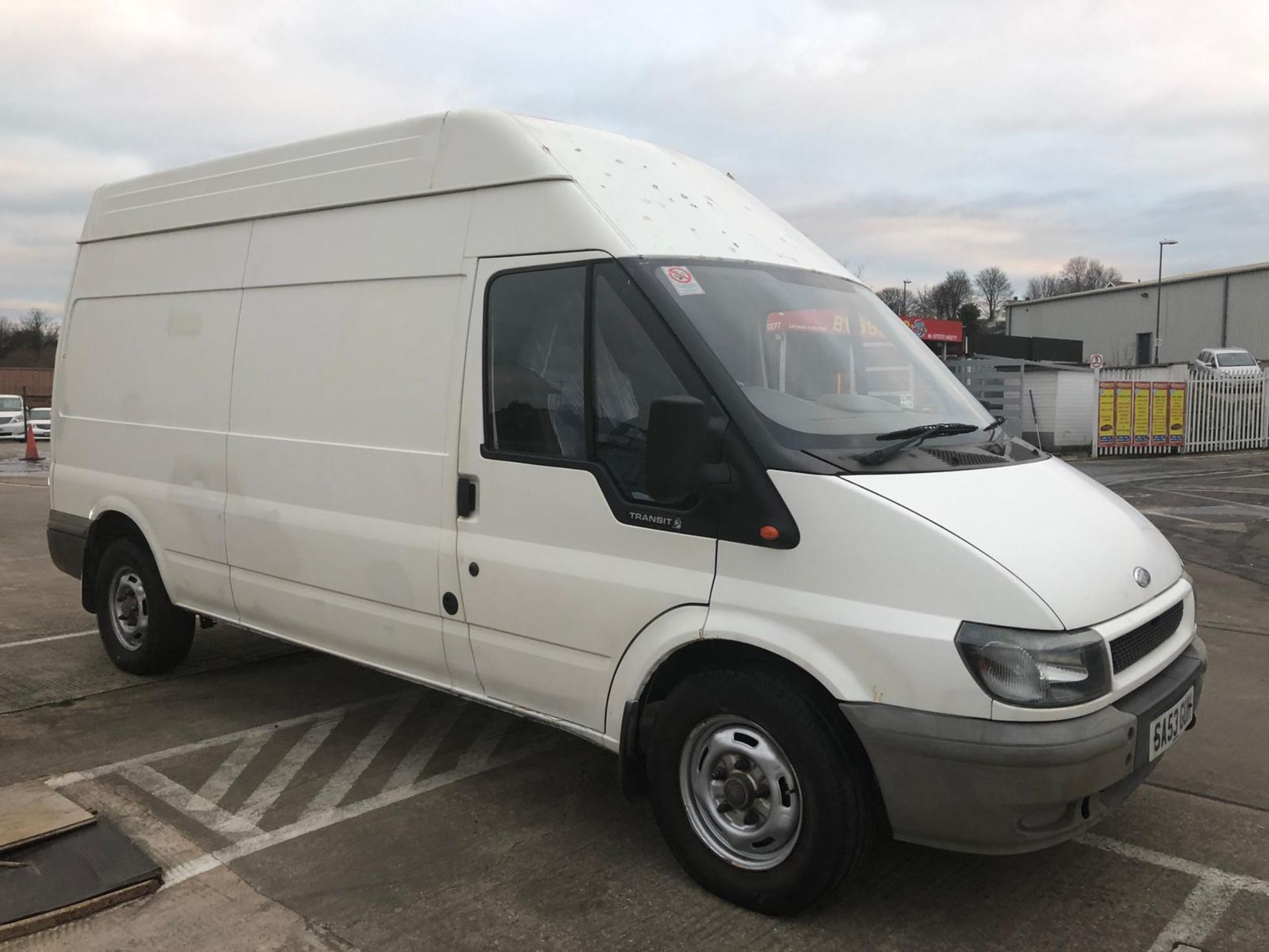 2004/53 REG FORD TRANSIT 350 LWB WHITE GAS BI-FUEL PANEL VAN, SHOWING 3 FORMER KEEPERS *NO VAT*