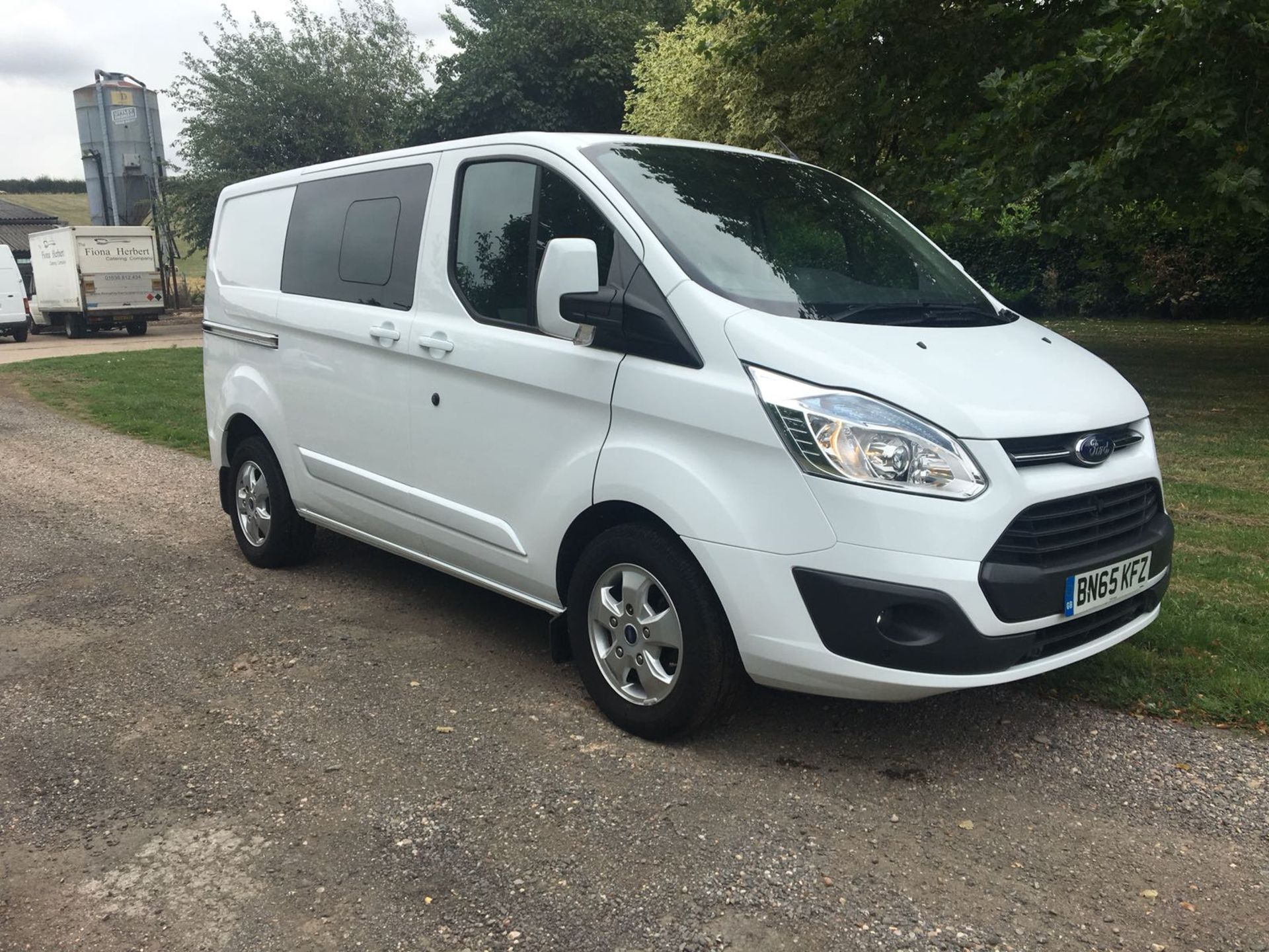 2015/65 REG FORD TRANSIT CUSTOM 270 ECO-TECH WHITE DIESEL 6 SEATER CREW VAN *NO VAT*