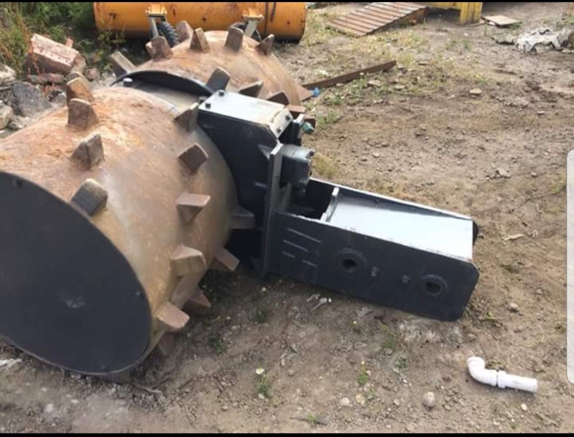 MF PADFOOT ROLLER EXCAVATOR COMPACTION WHEEL *PLUS VAT* - Image 5 of 5