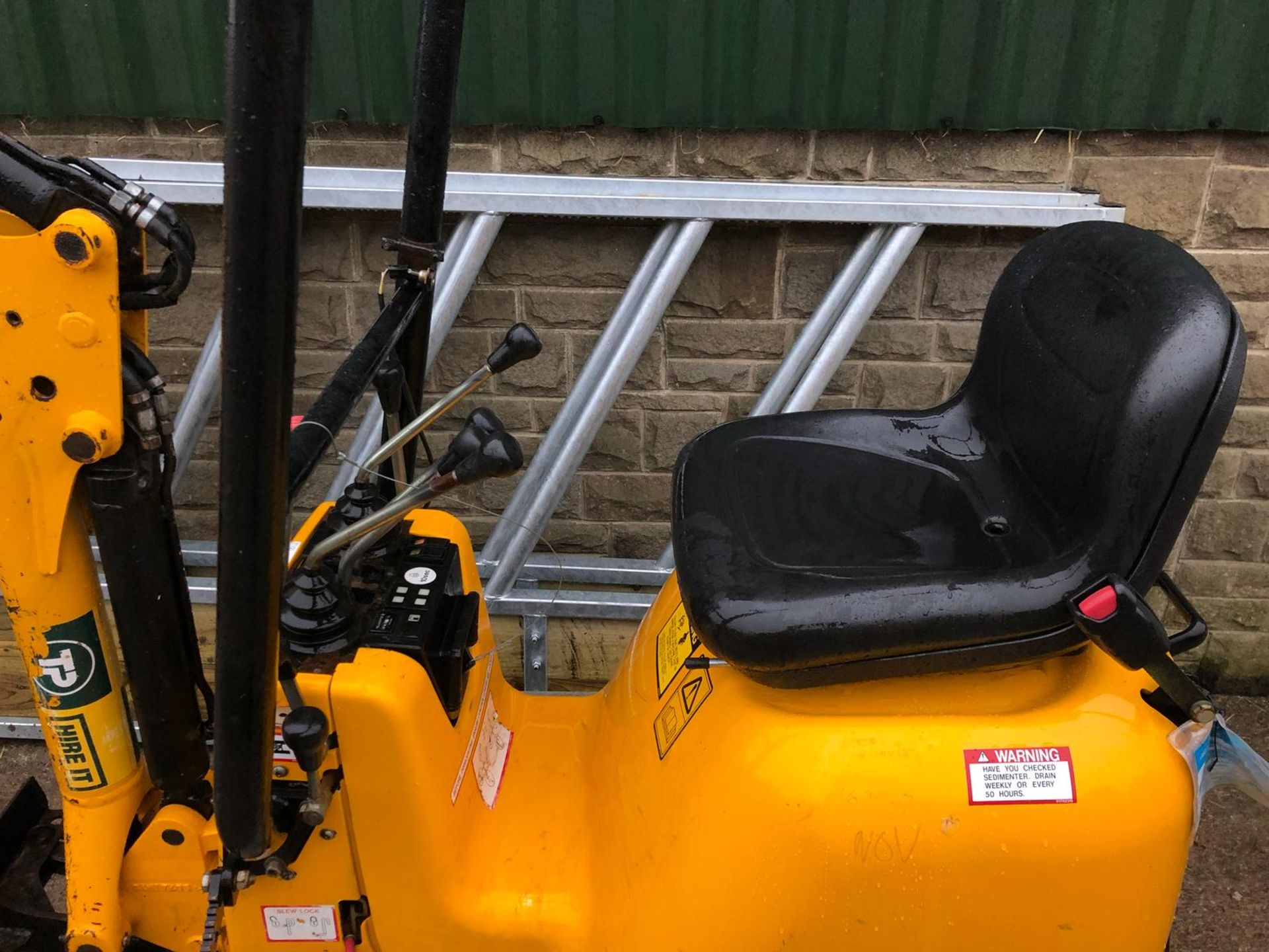 2012 JCB 8008 CTS TRACKED MINI DIGGER / EXCAVATOR WITH RUBBER TRACKS *PLUS VAT* - Bild 11 aus 19